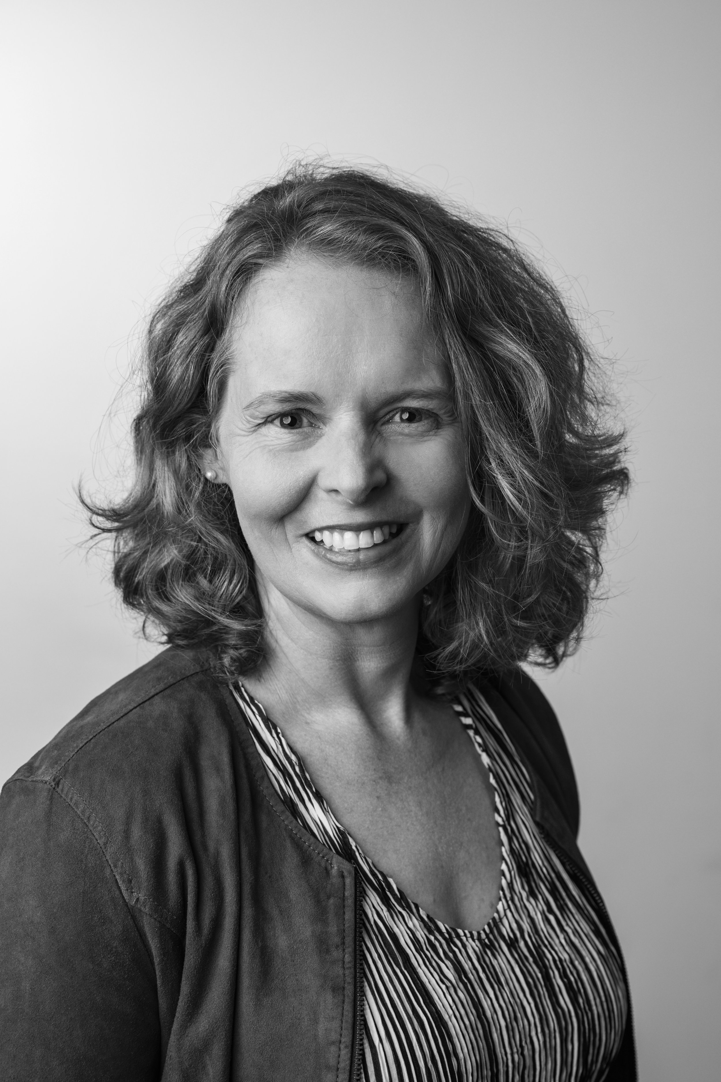 Liz Pearson Physiotherapist Wellness Coach Pilates and Yoga Instructor