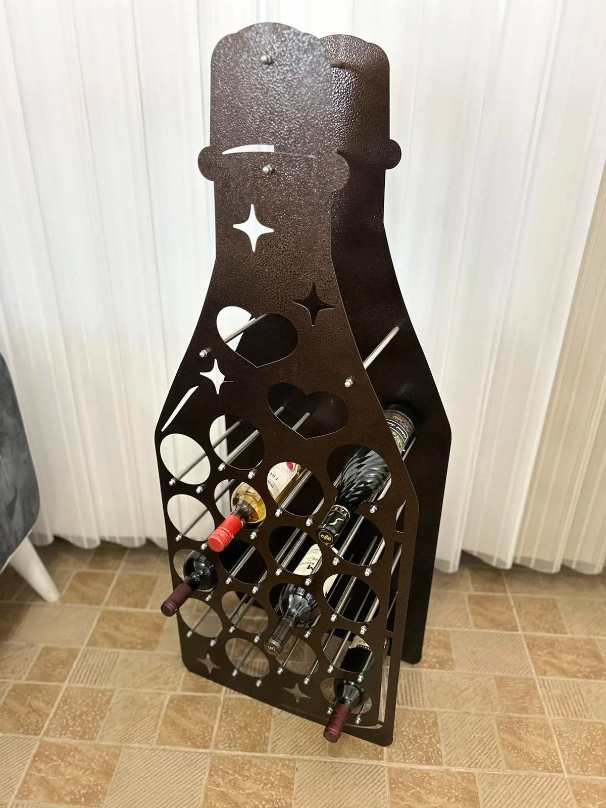 Weinregal Flasche XL – Stilvolle Weinaufbewahrung für 18 Flaschen