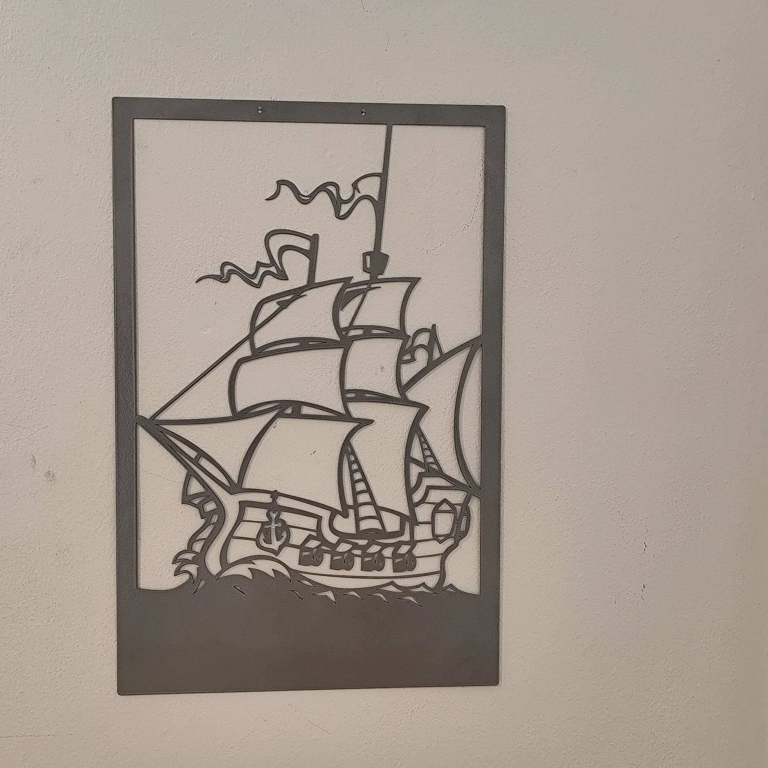 Vintage Segelschiff Wanddeko Metall silber wohnzimmer