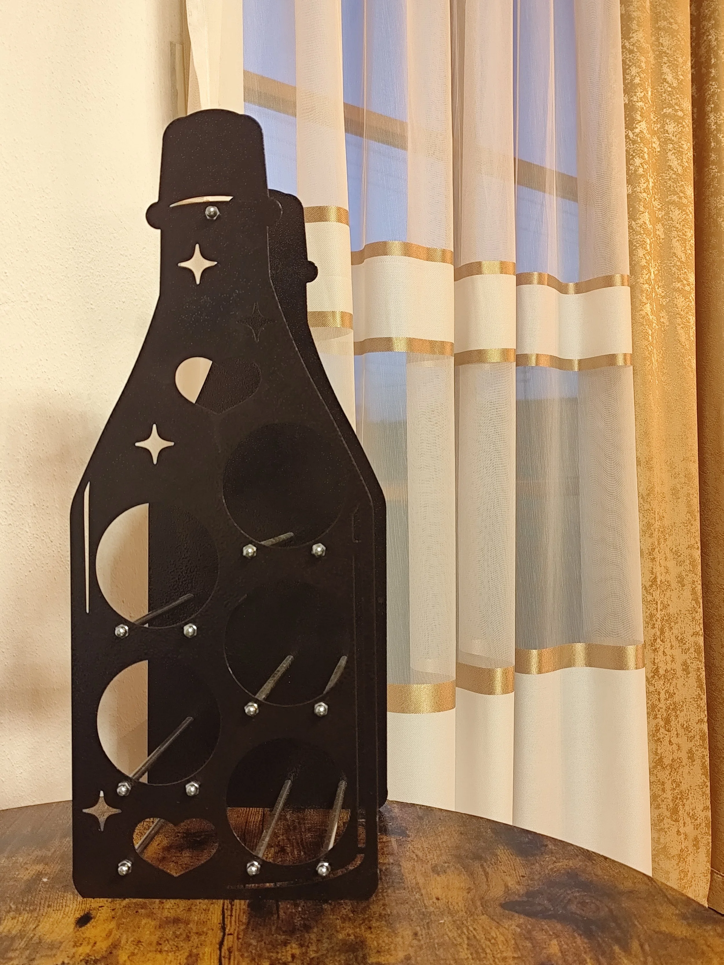 weinregal metall flaschenform ohne weinflaschen