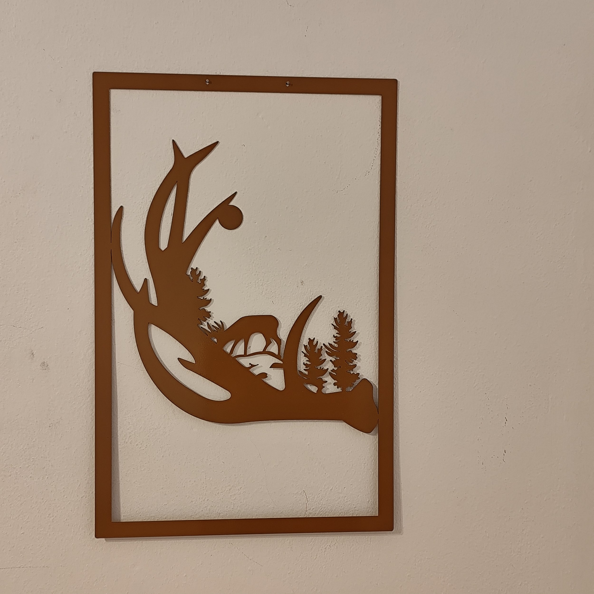 Wanddeko Hirsch mit Bäumen minimalistisch Metall