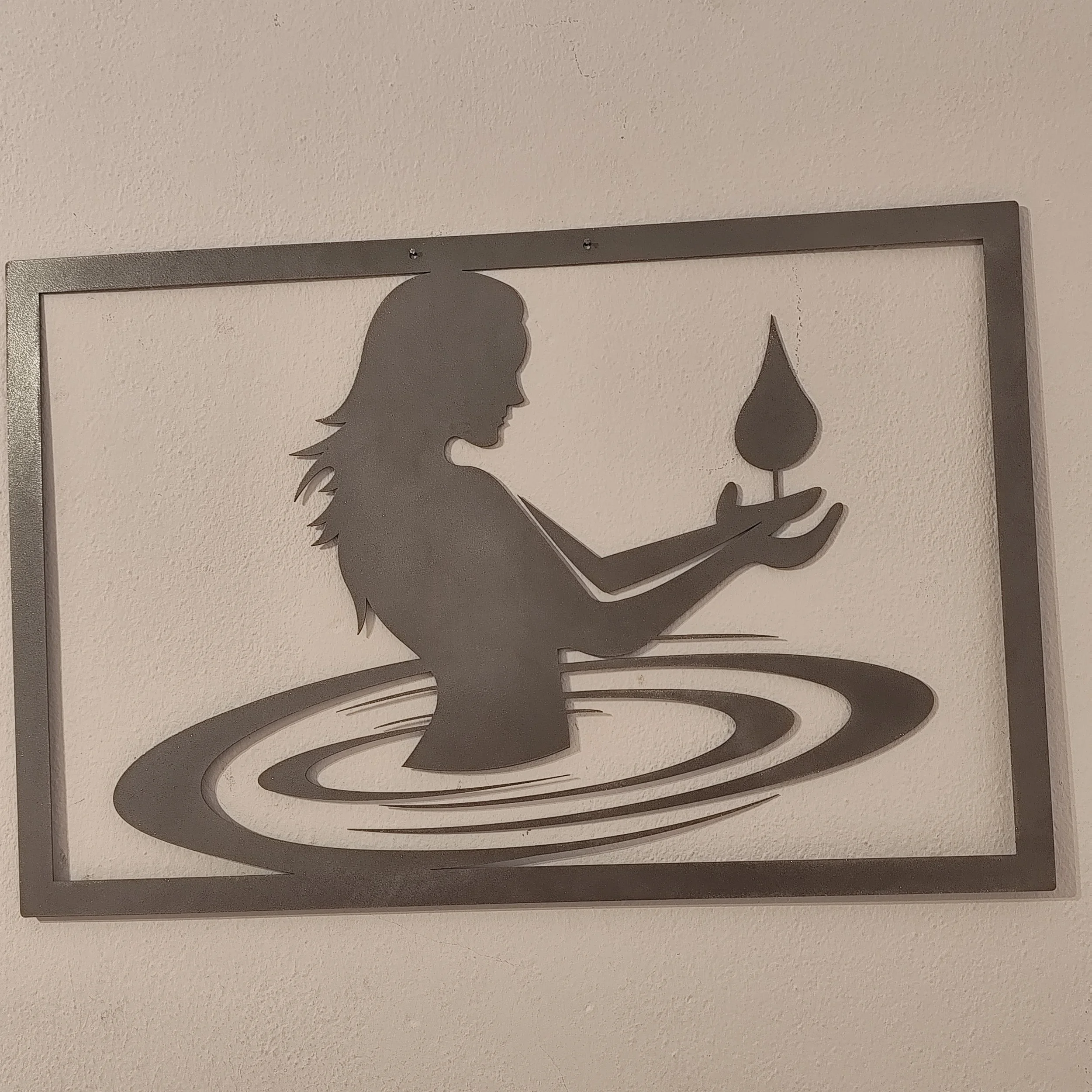 Harmonie Frau Metall Wandbild in Silber stilvolle Dekoration