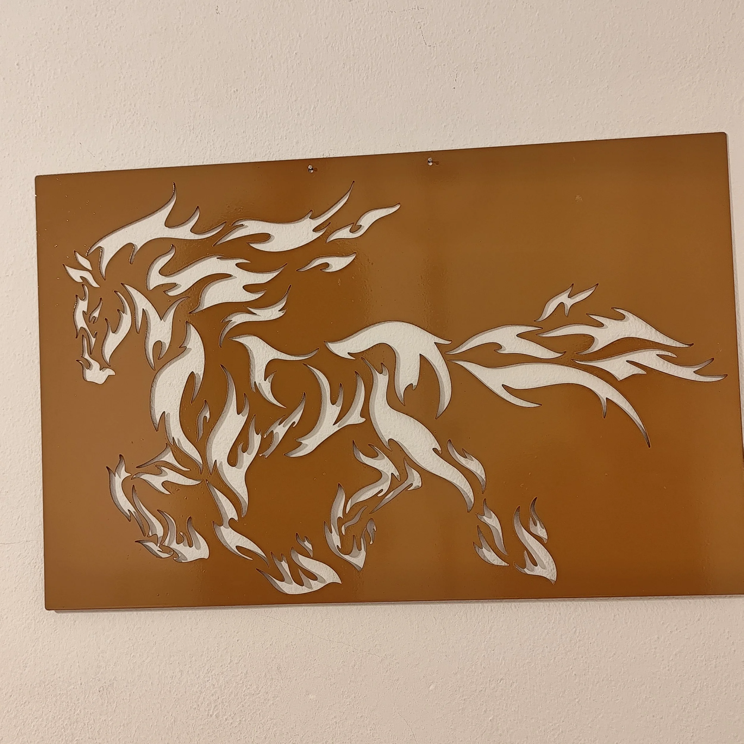Metall Wandbild Pferd Flammen – Dynamische Kunst Wanddeko