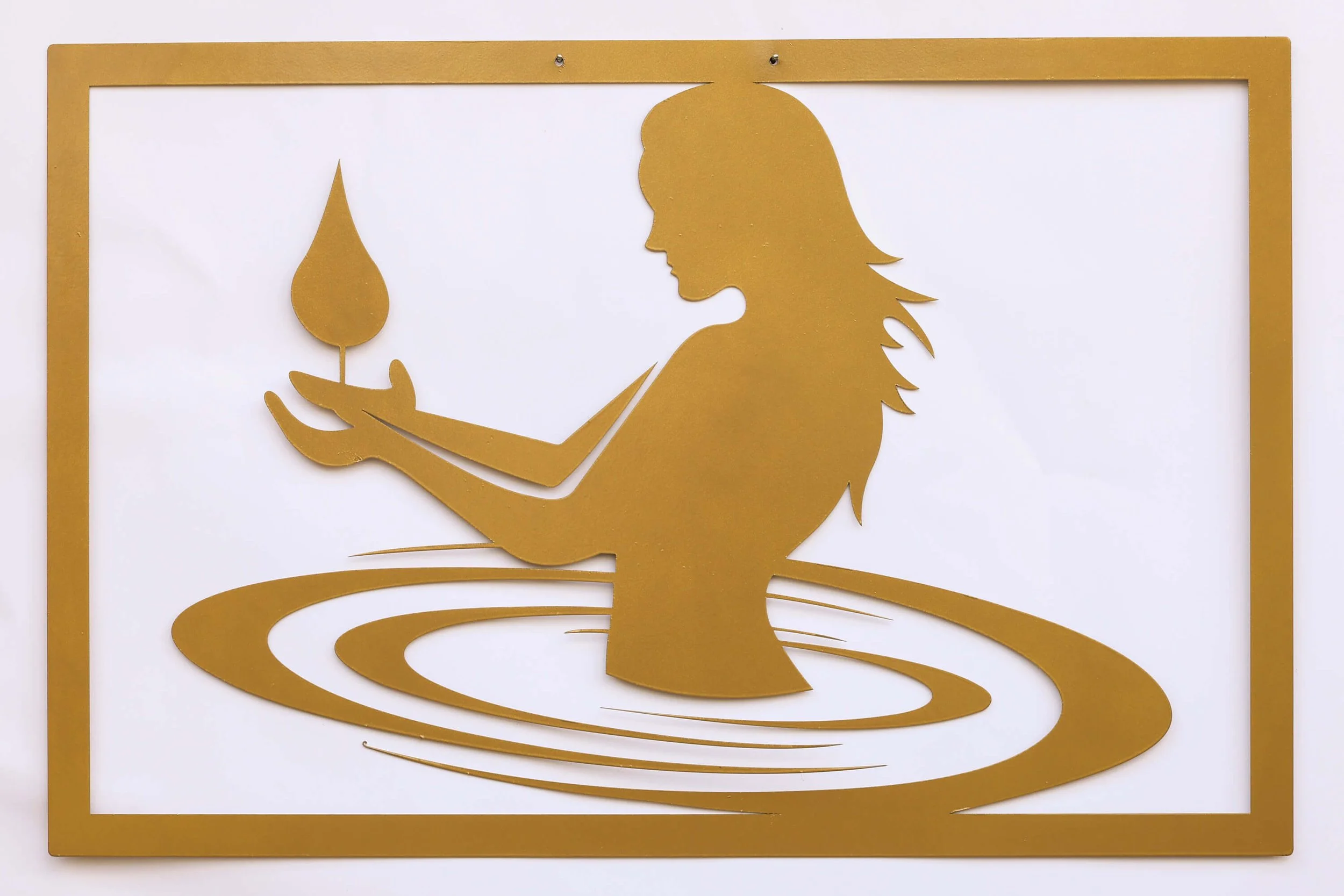 Harmonie Frau Metall Wandbild – Symbolische Wanddeko