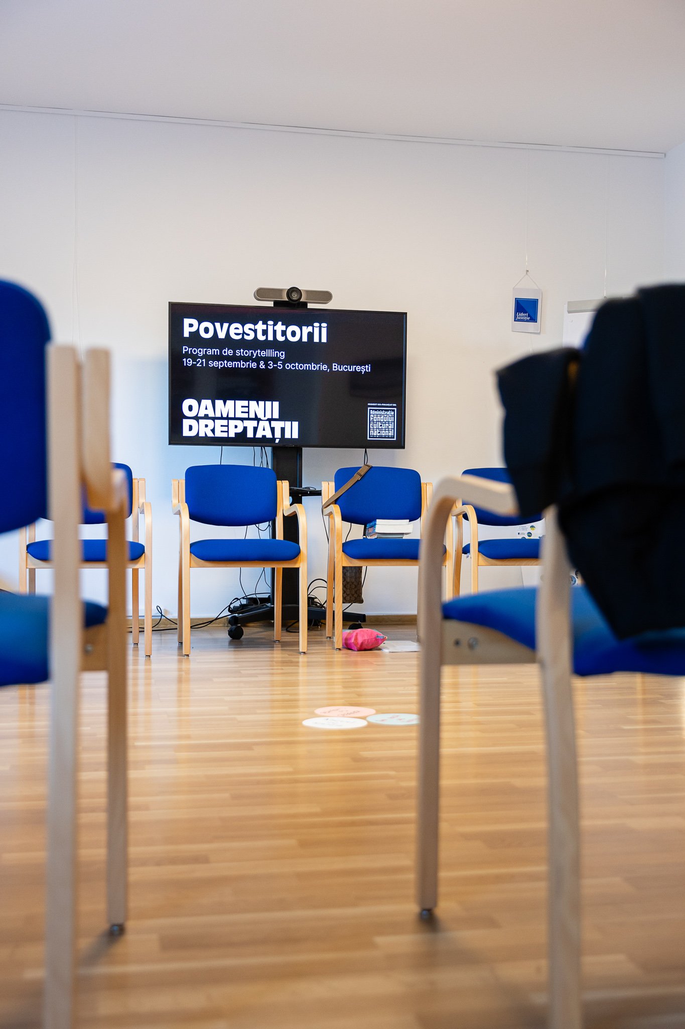 Altcumva.ro-Povestitorii 1-0002.jpg