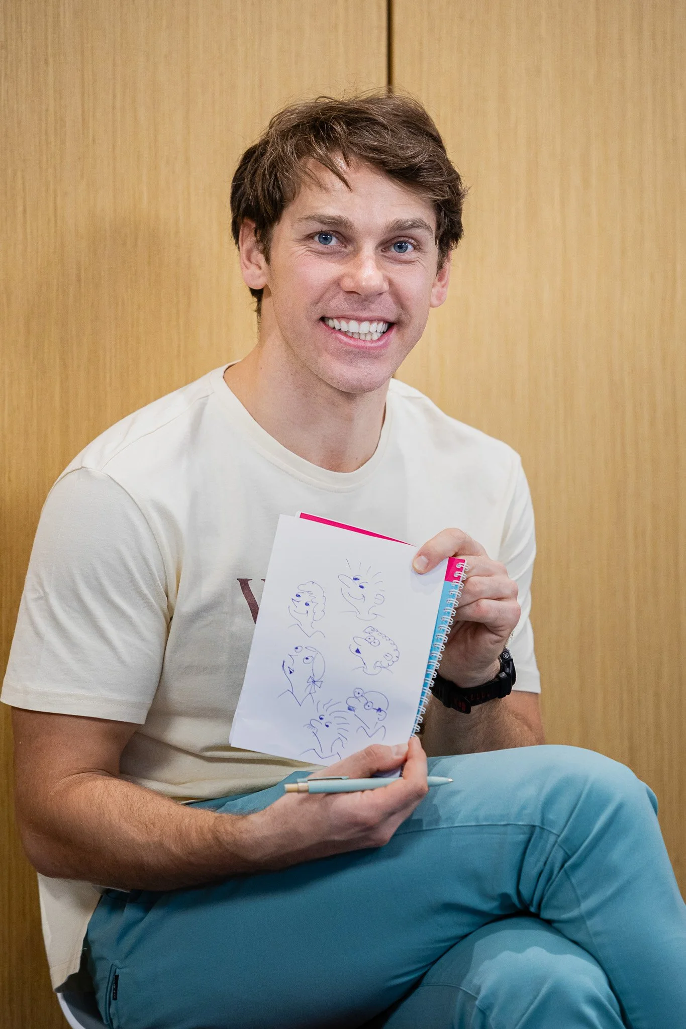 Altcumva.ro-LEAD MD-0318.jpg