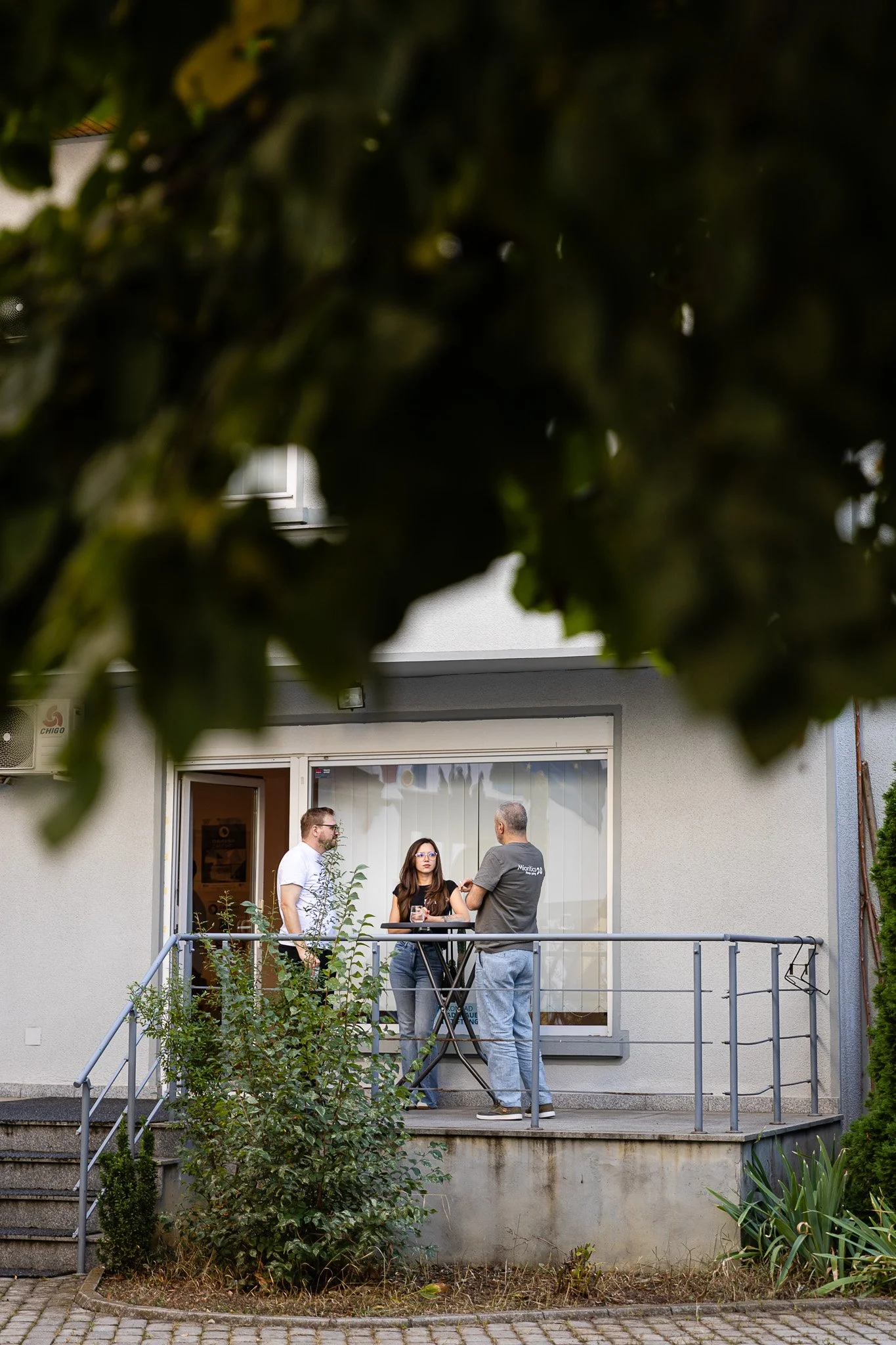 Altcumva.ro-Povestitorii 1-0003.jpg