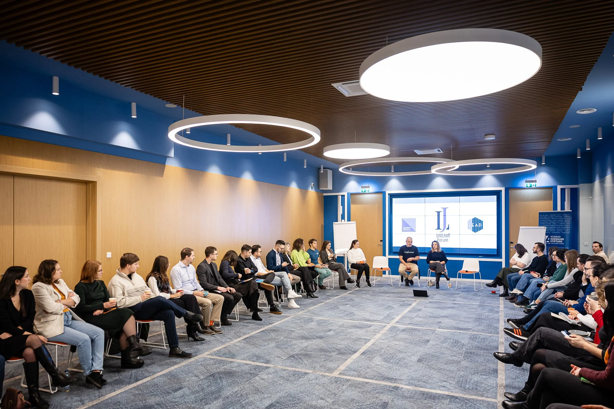 Altcumva.ro-LEAD MD-0565.jpg