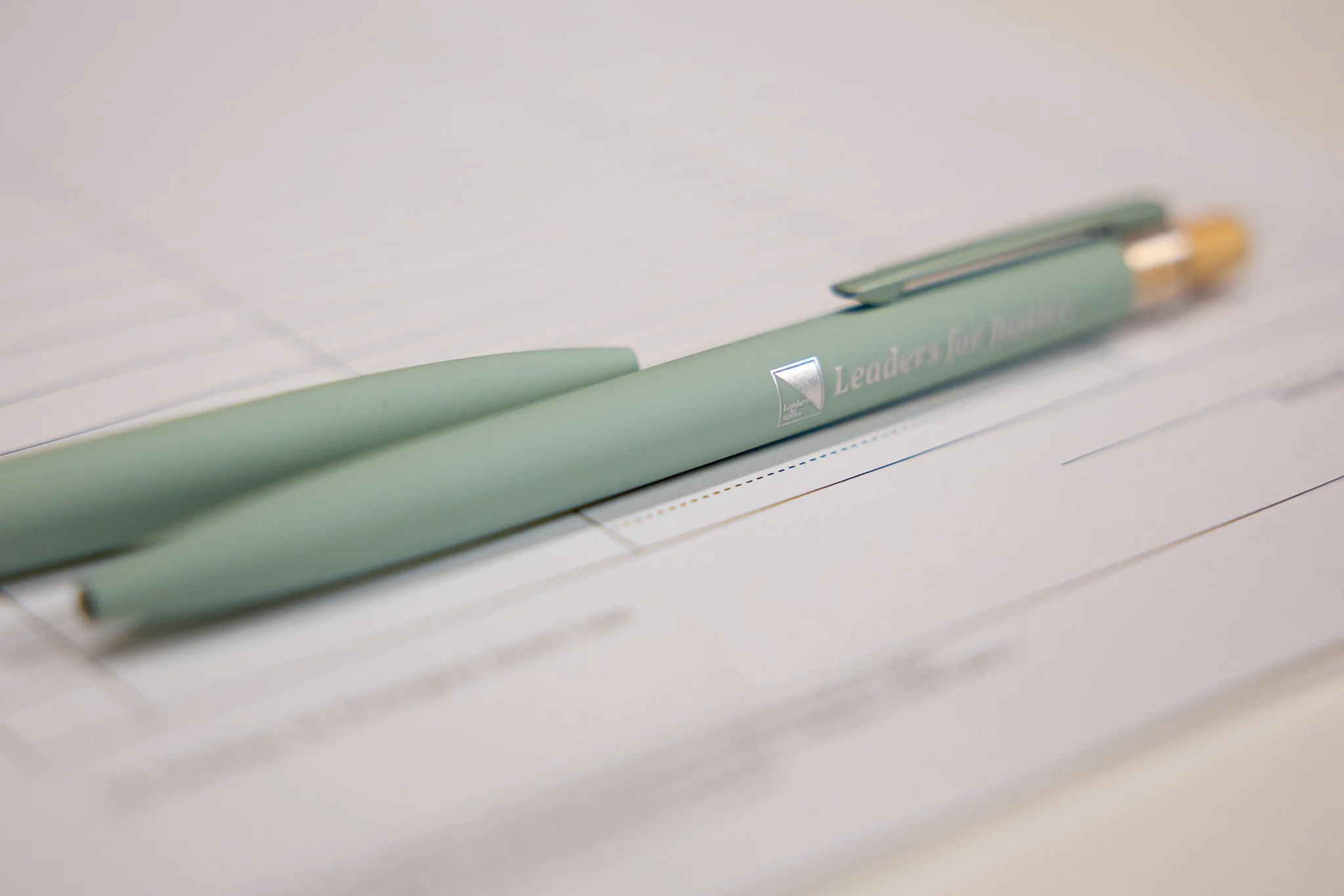 Altcumva.ro-LEAD MD-0004.jpg