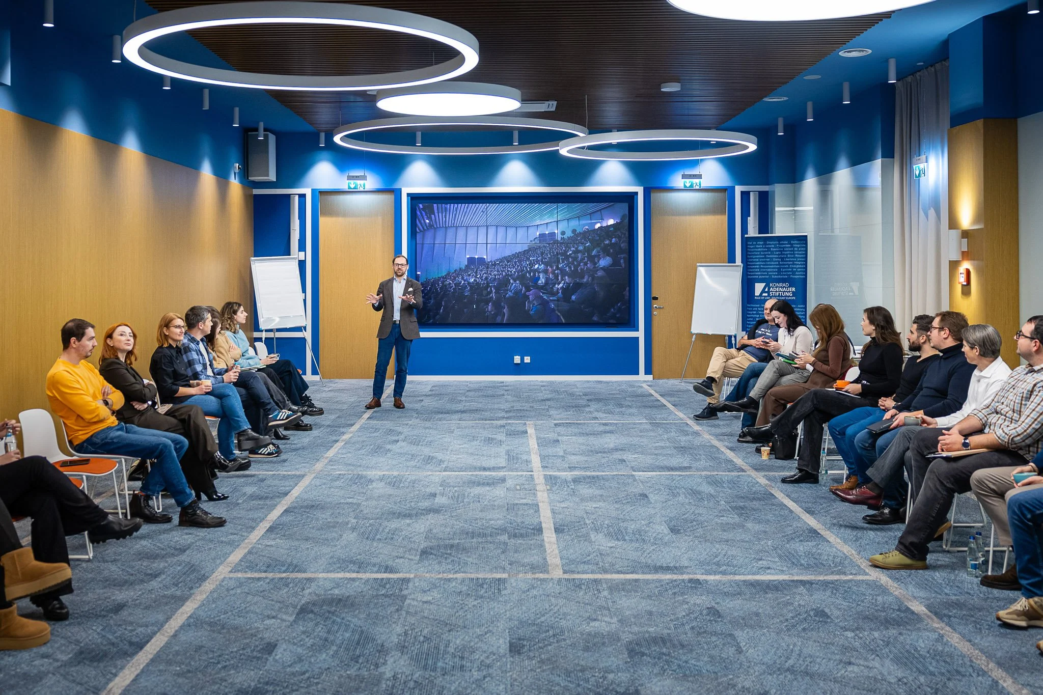 Altcumva.ro-LEAD MD-0034.jpg