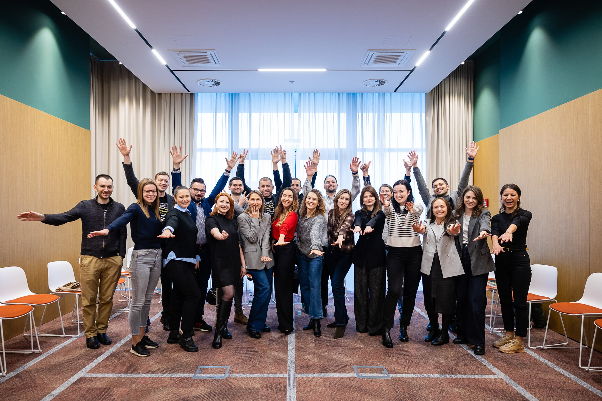 Altcumva.ro-LEAD MD-0412.jpg