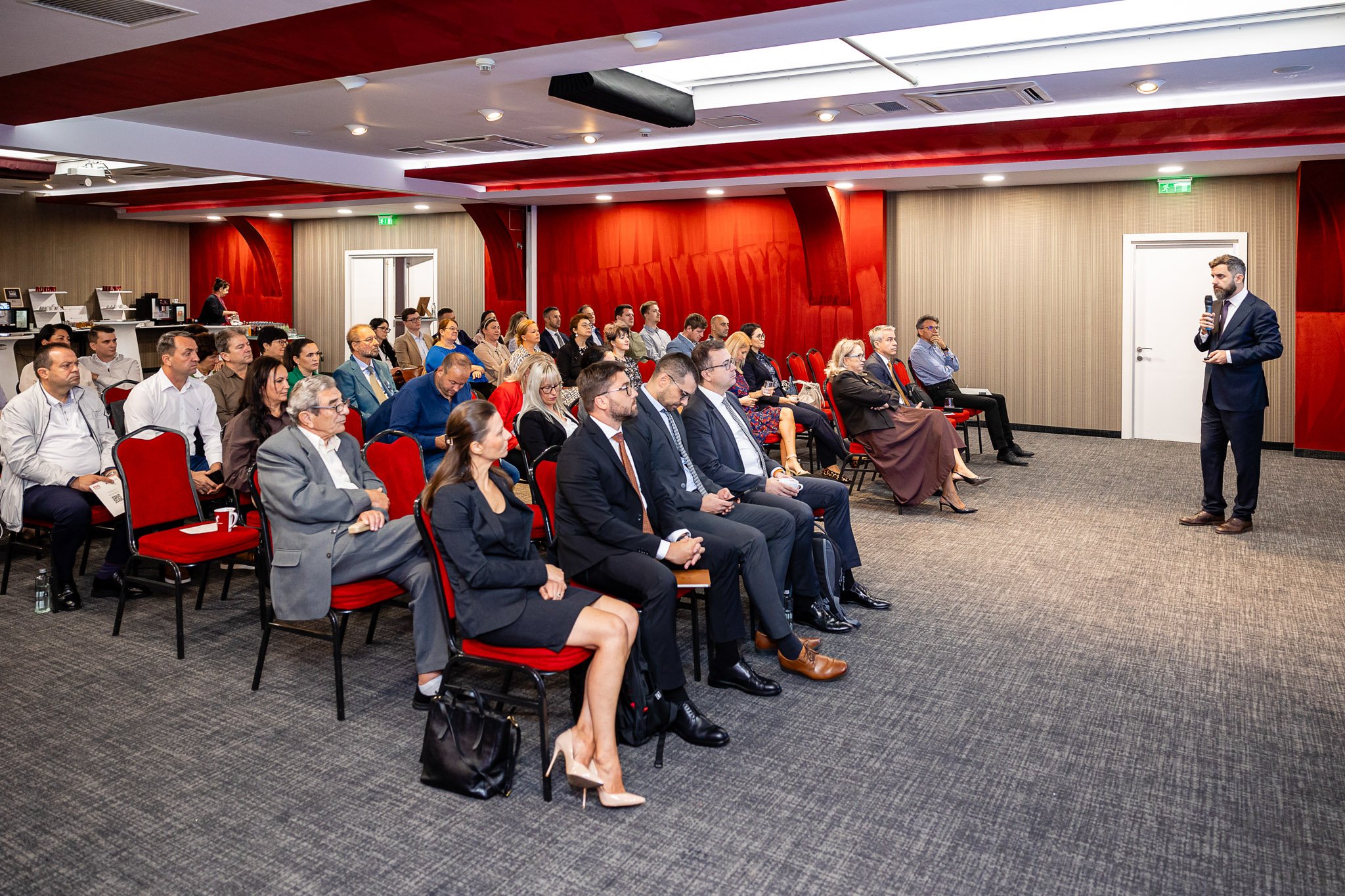 Altcumva.ro-ESG Tg M-0057.jpg