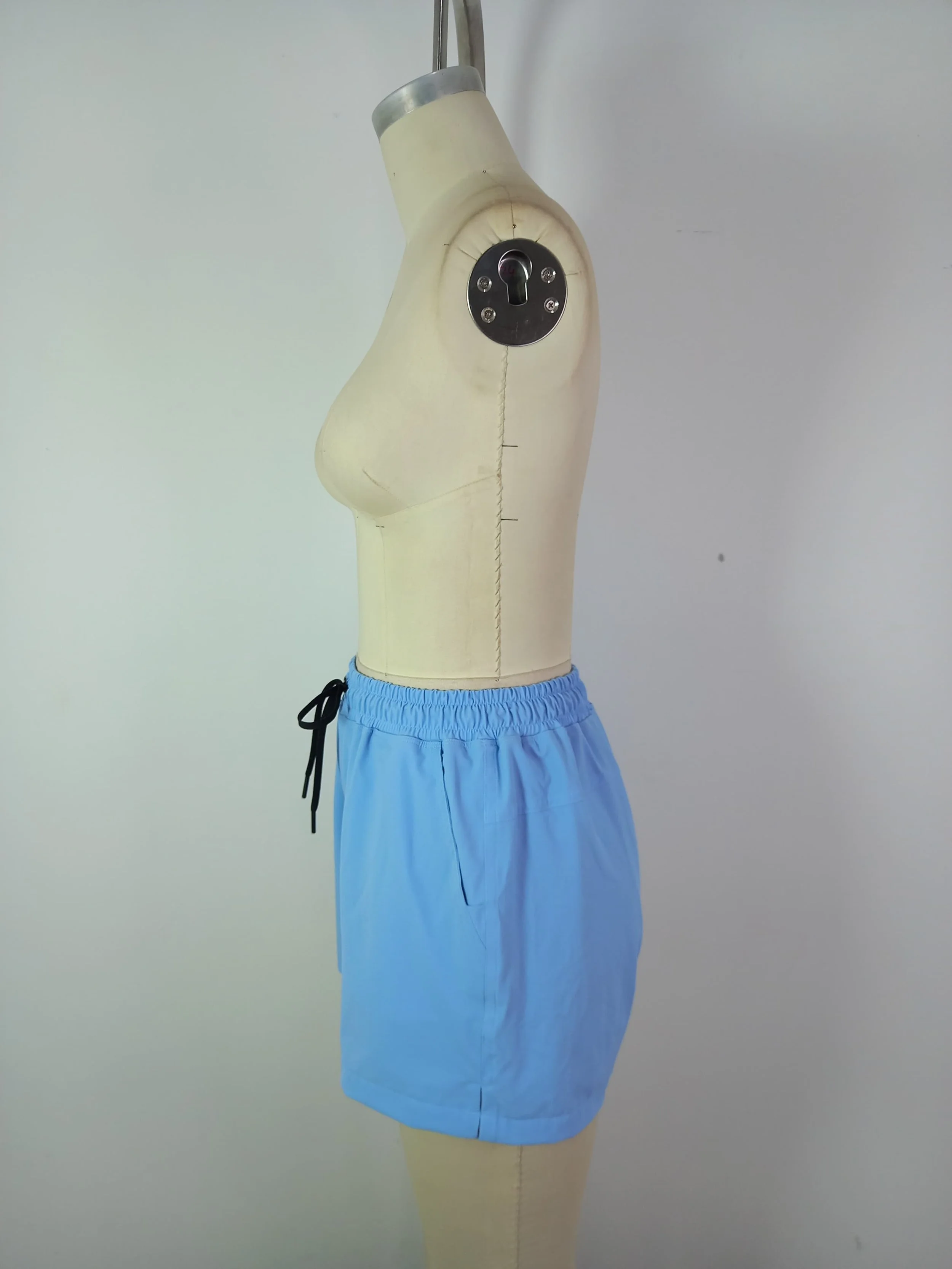 SABS-B01 WOMEN SHORT SIDE.jpg
