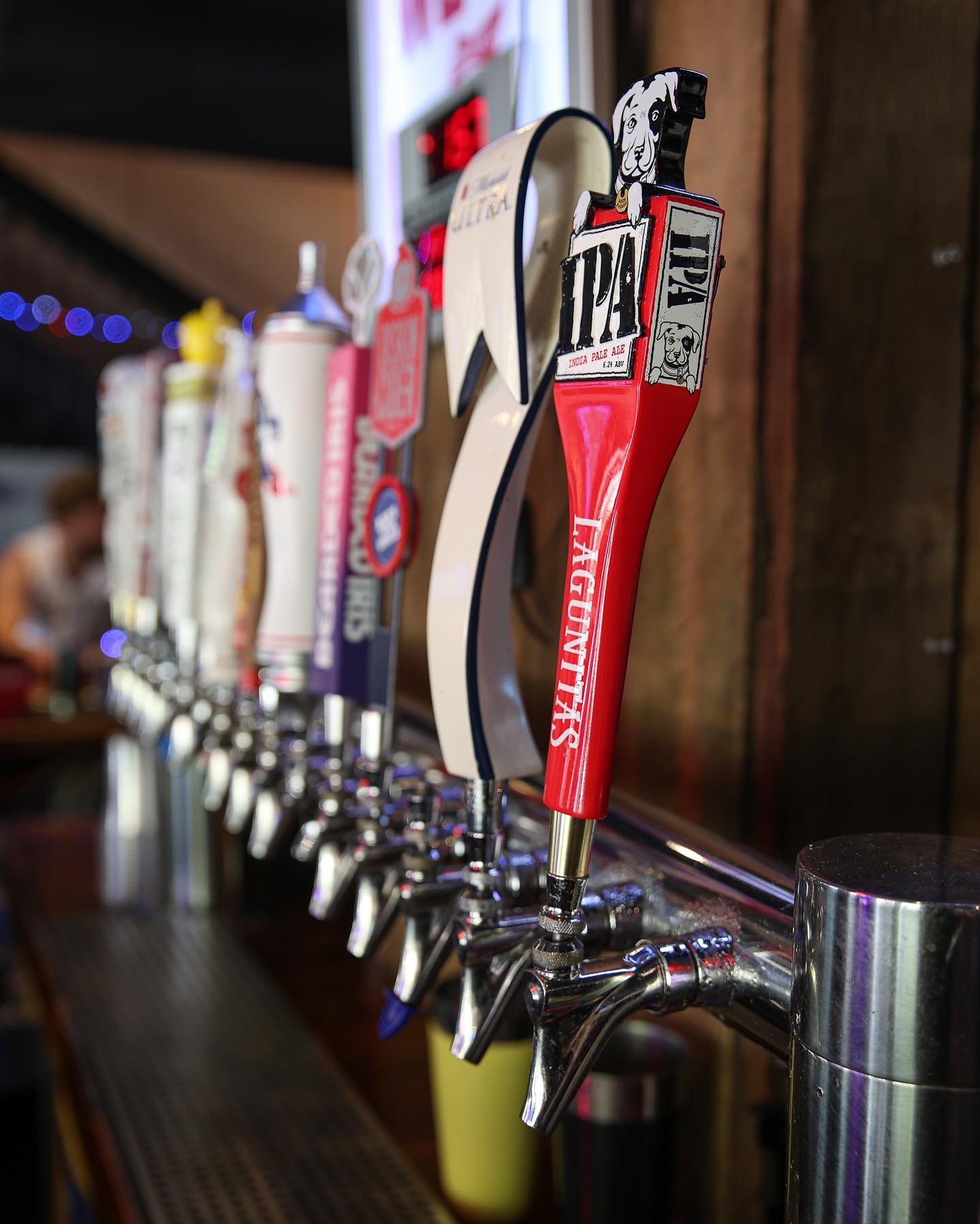 Keep your glass full never miss a play with our selection of draft beer at DawgHouse. Cheers to great food, drinks, and unforgettable moments!
