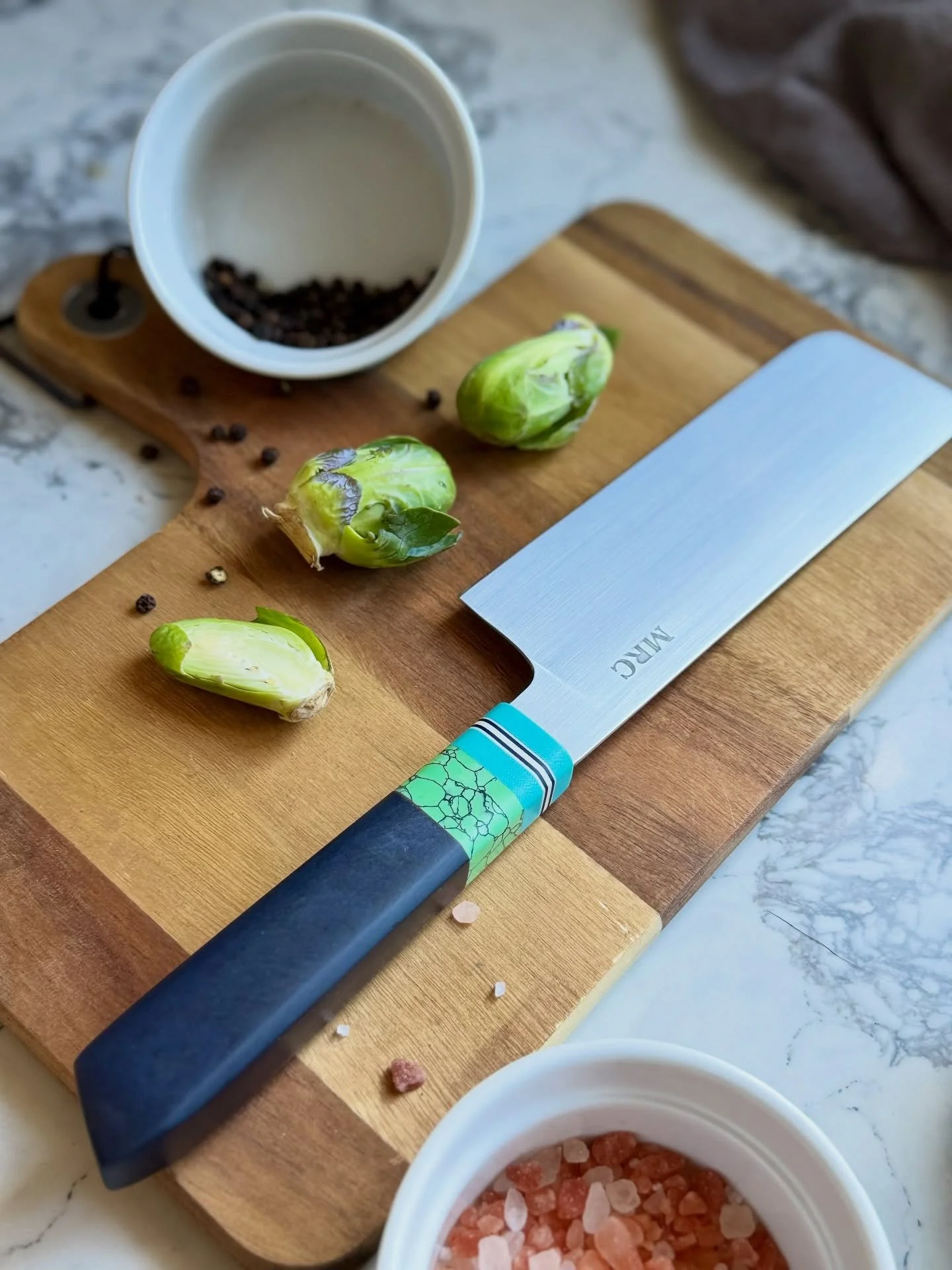 Here&rsquo;s a little Japanese Fusion Nakiri for ya! Took some liberties with the handle design and I really like how it came out 
.
Nitro-V Stainless Steel from @nj_steelbaron 
Richlite, TruStone, and G10 from @makermaterialsupply 
📸 @melissafrasch