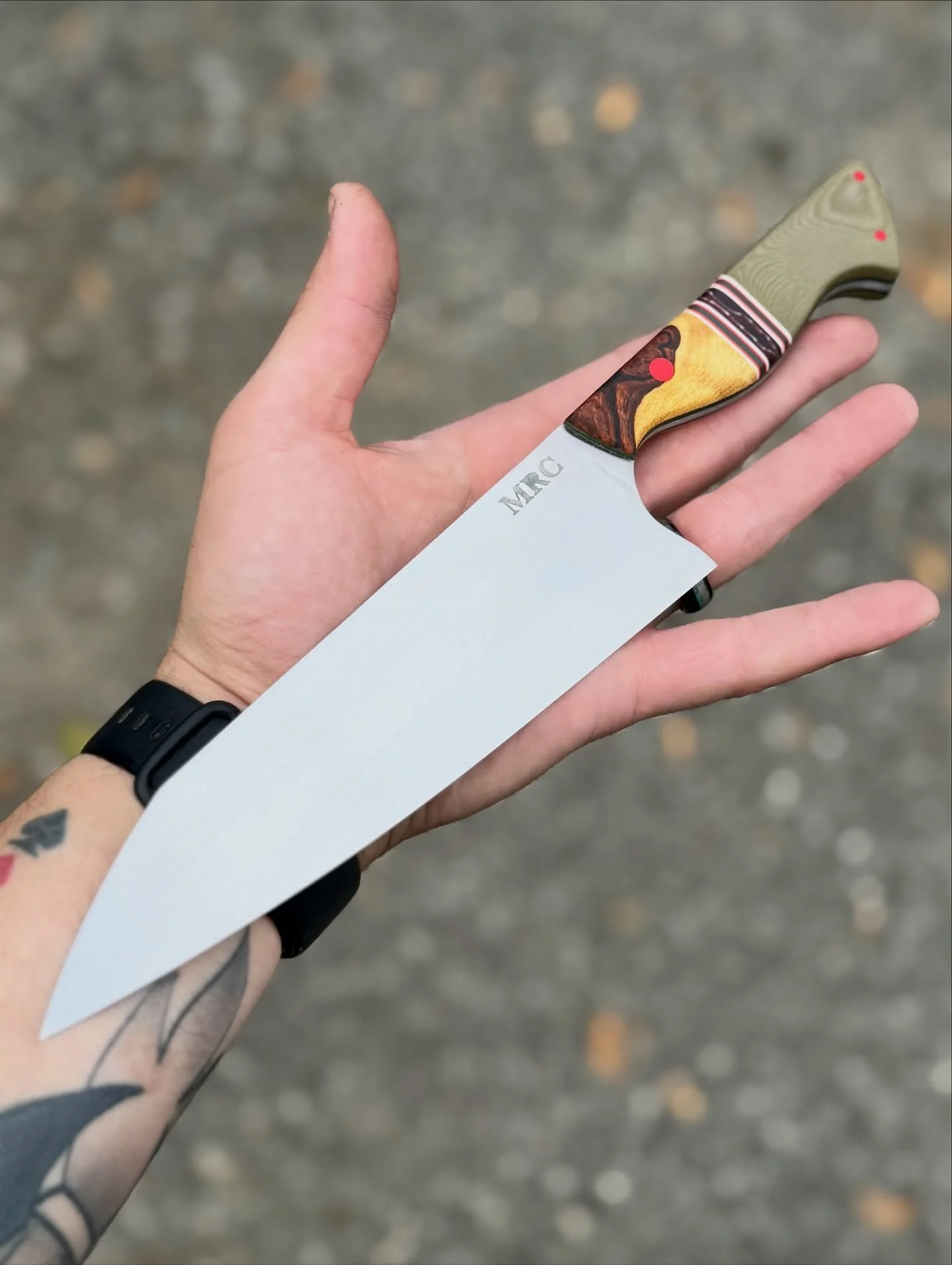 Lil Christmas Gyuto that will be available at the Holiday Market in Montclair!
.
Nitro-V Stainless Steel from @nj_steelbaron 
Ironwood from @ironwoodman 
Micarta, G10, Acrylic, and Hardware from @makermaterialsupply 
.
This piece is up for grabs🤘🏼