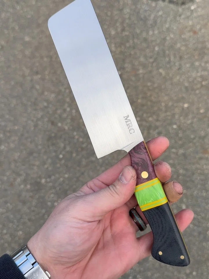 Holiday Discounts on this gorgeous Nakiri!?!?!? You betcha
.
DM if interested in getting this gal before Christmas! 
.
Nitro-V Stainless from @nj_steelbaron 
Maple Burl, Micarta, Juma, G10, and Hardware from @makermaterialsupply