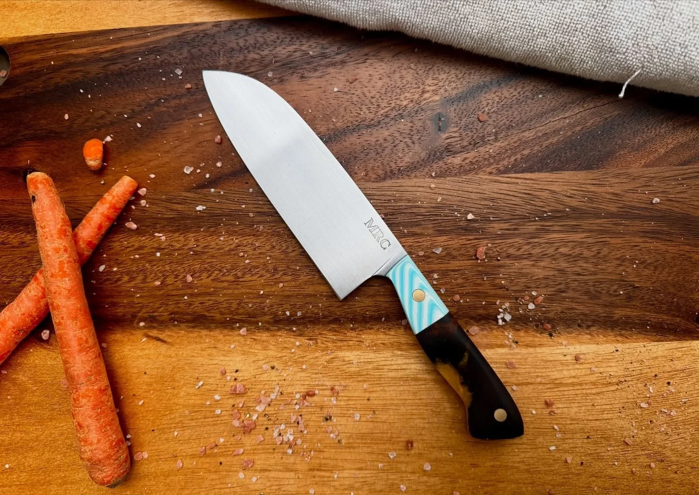 Finally I have something new on the website!
.
ProCut High Carbon Steel from @popsknifesupply 
Ironwood from @ironwoodman 
Resin poured by myself
G10 and hardware from @makermaterialsupply 
📸 @melissafrasche 
.
Head over to mrc-customs.com to take h