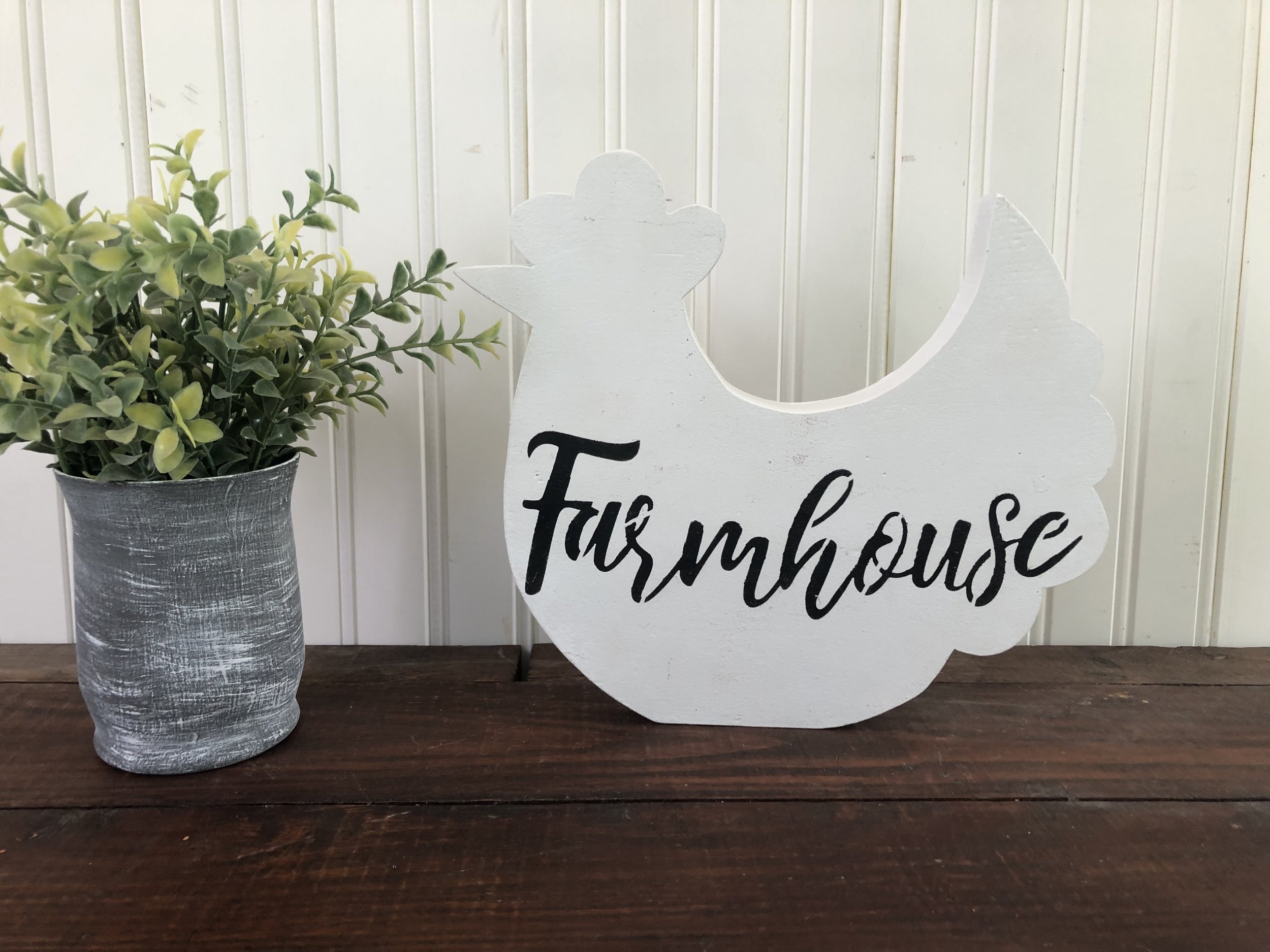 Farmhouse chicken shelf sitter