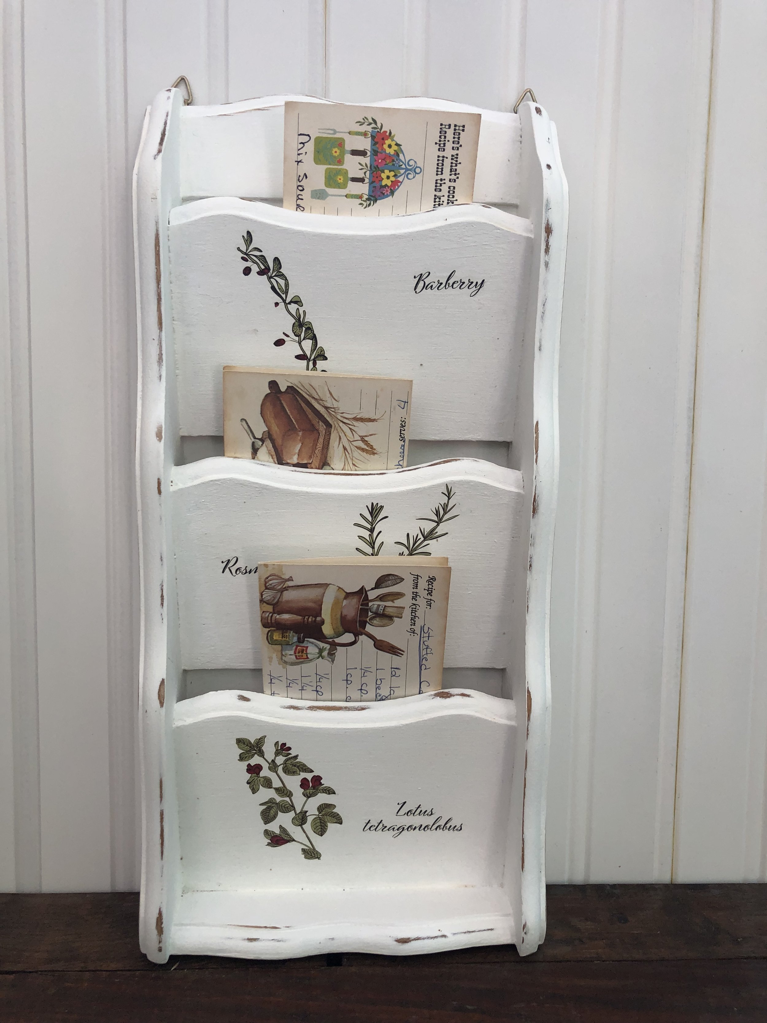 Mail/recipe card holder