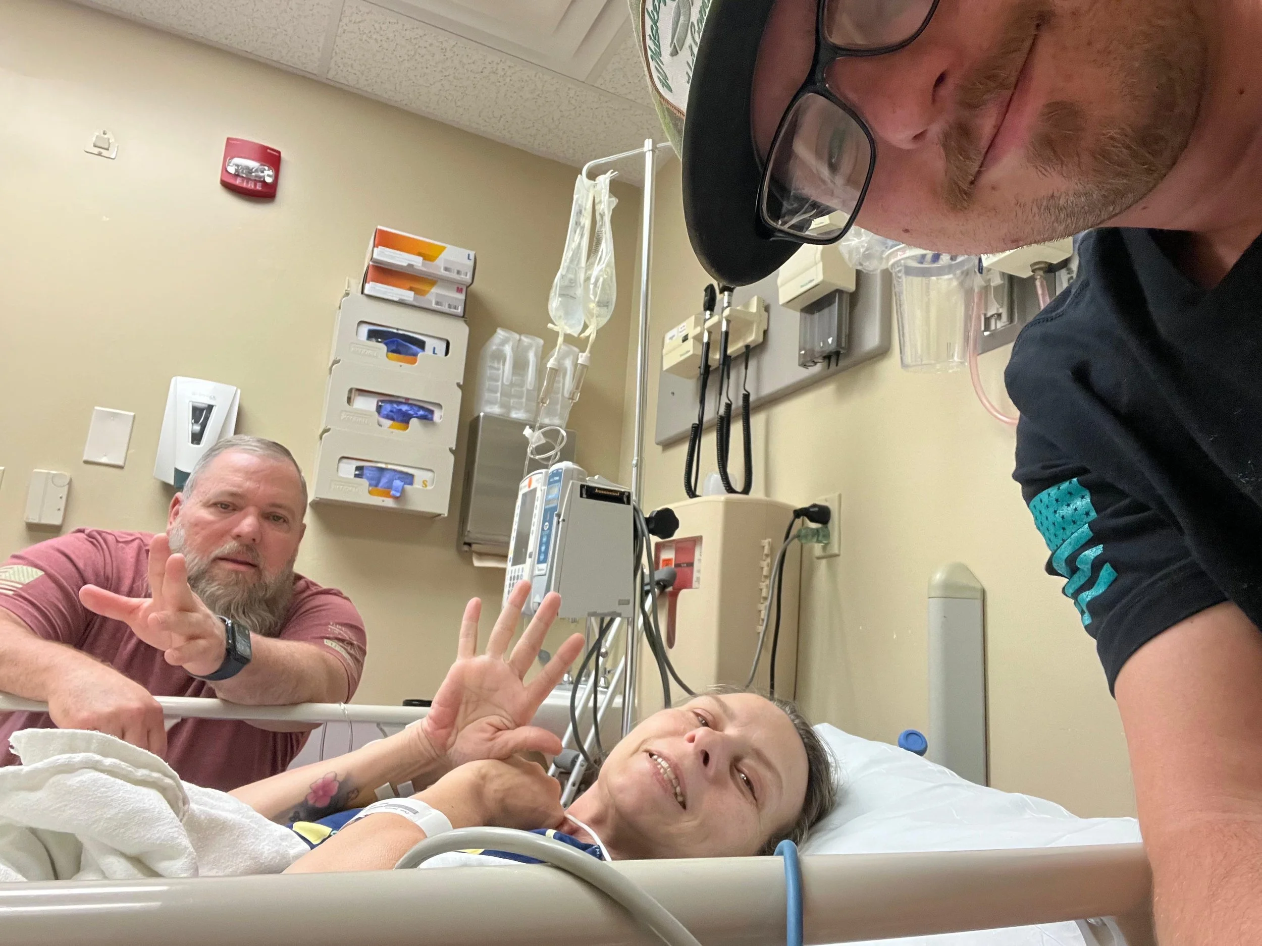 porphyria attack symptoms