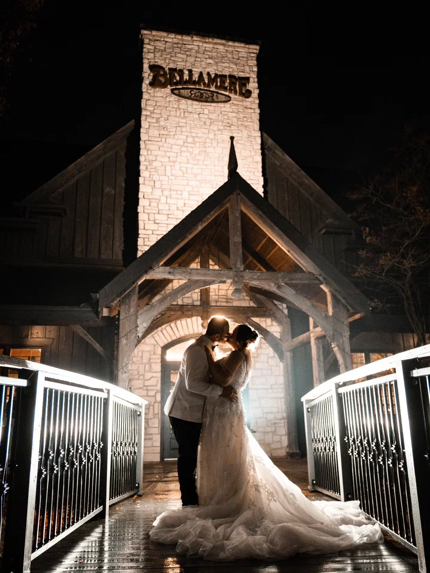 About last night 😍
How much ... are you in love with this ? 
Because we are obsessed ♡
💍 11.07.2025
Jordan &amp; Ayden 
Dress @garbersbridal
Location @bellamerewinery 
Suit @mooresclothing