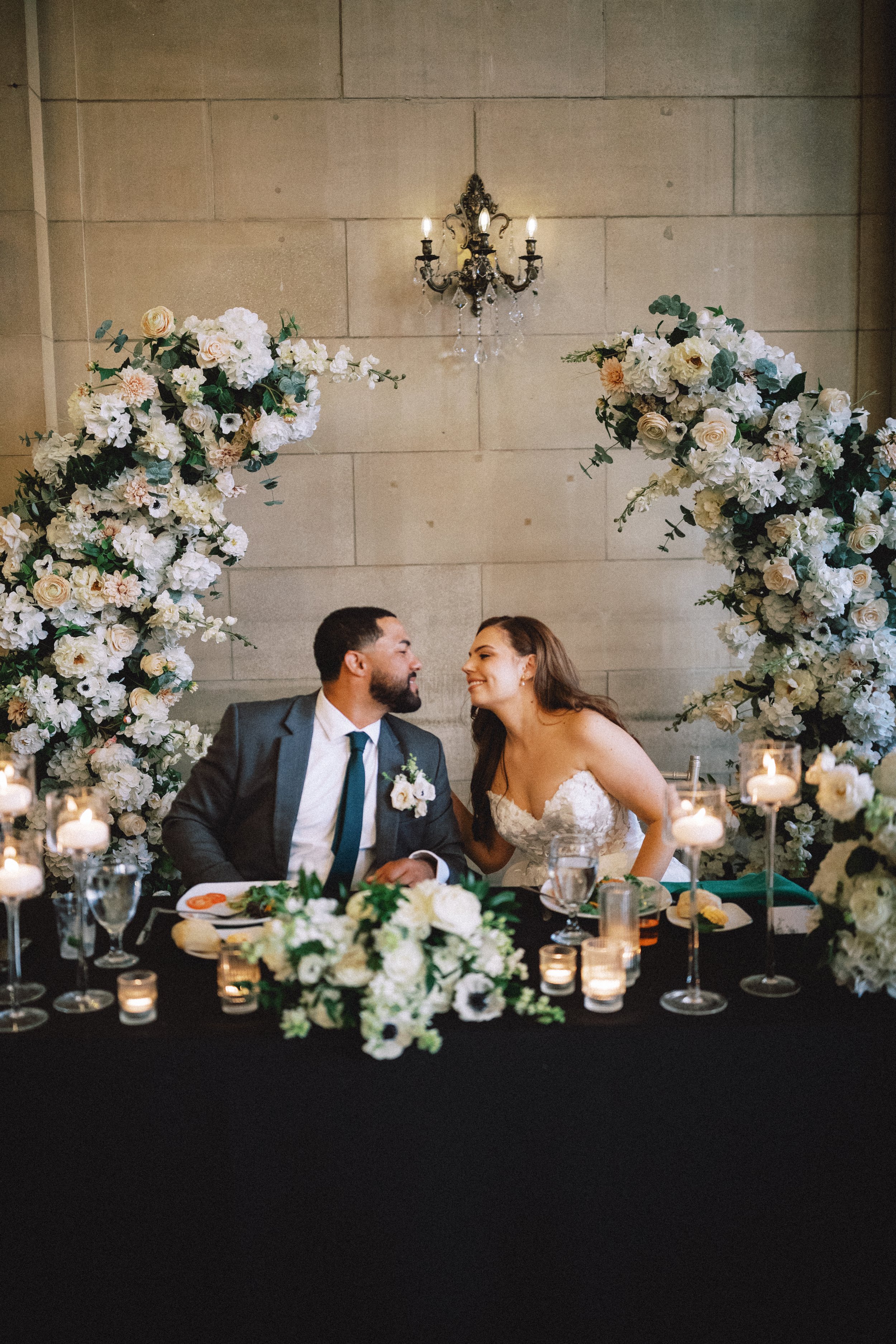 Arial_Pearl_Wedding_Sarah_Malcolm_Swidrak&Co.--511.jpg