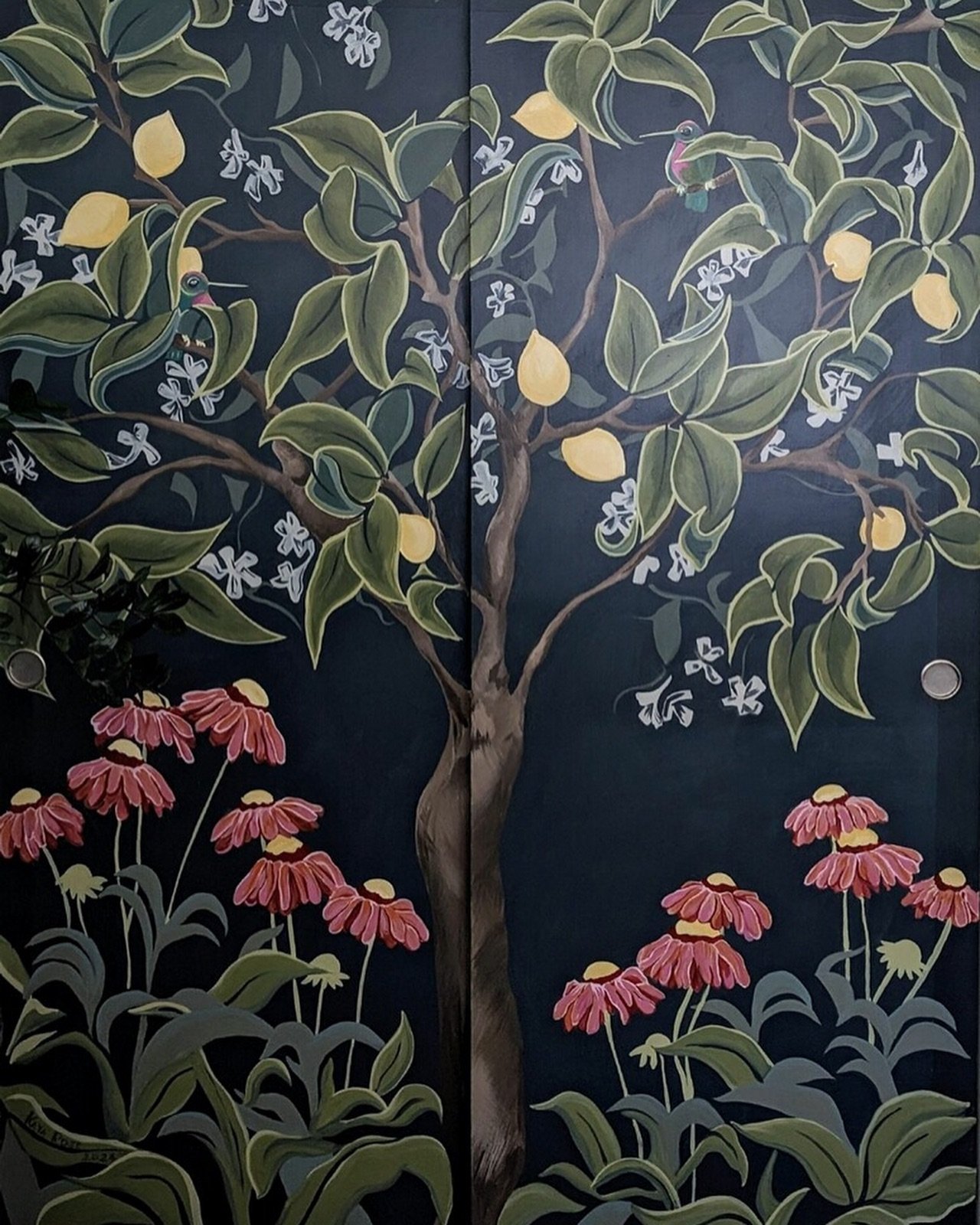 Obsessed with how this lemon tree closet mural came out!!!🍃🍋🌸

A private commission designed to be a zoom meeting background for an office!

Designed by Kaya Rose🦋