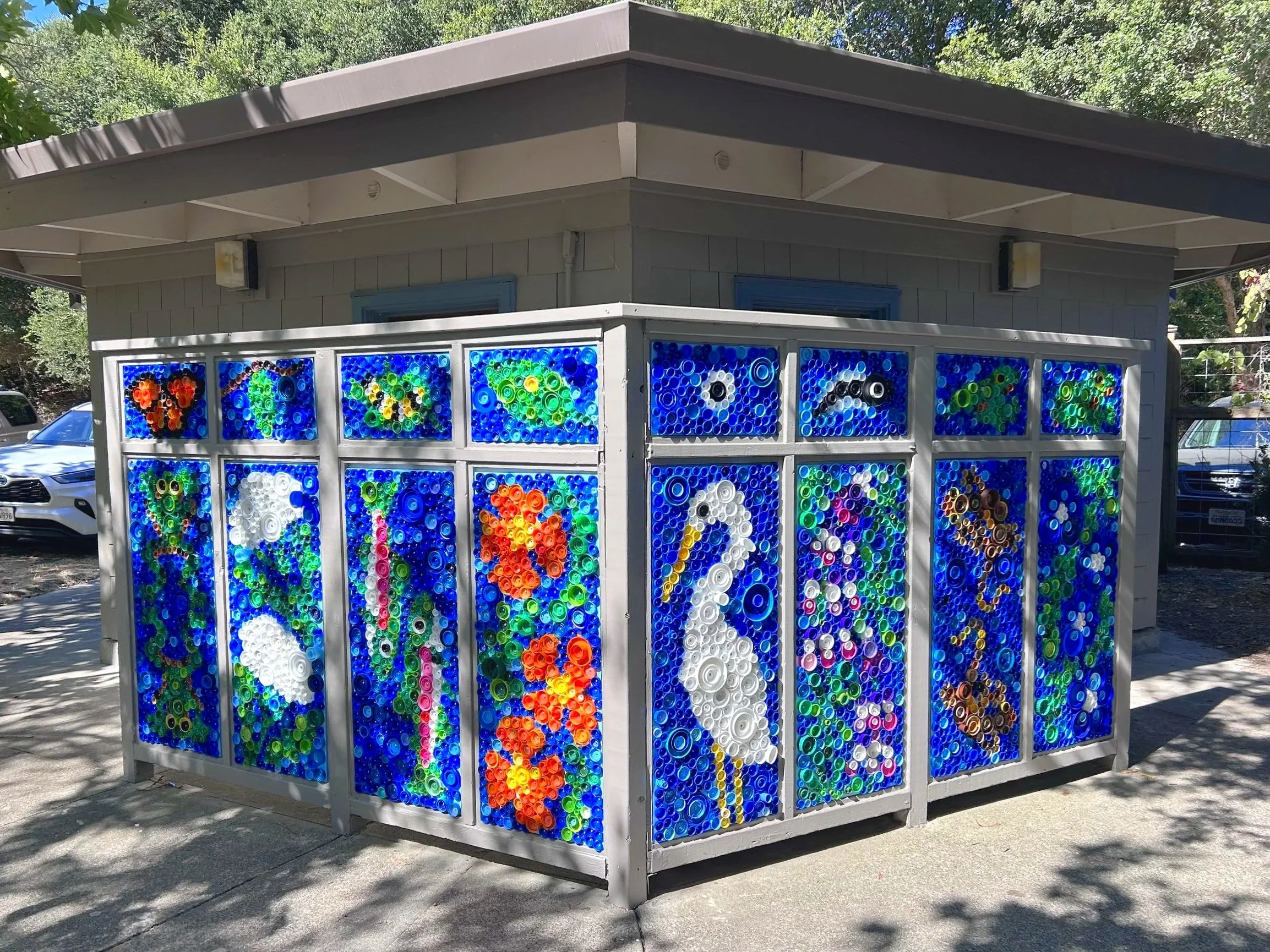 Bottle Cap Mural, 2025, Elizabeth Zindler, Cherry Valley Elementary School, Petaluma, CA