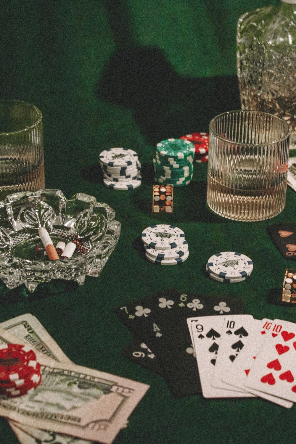 Poker-32+copy.jpg