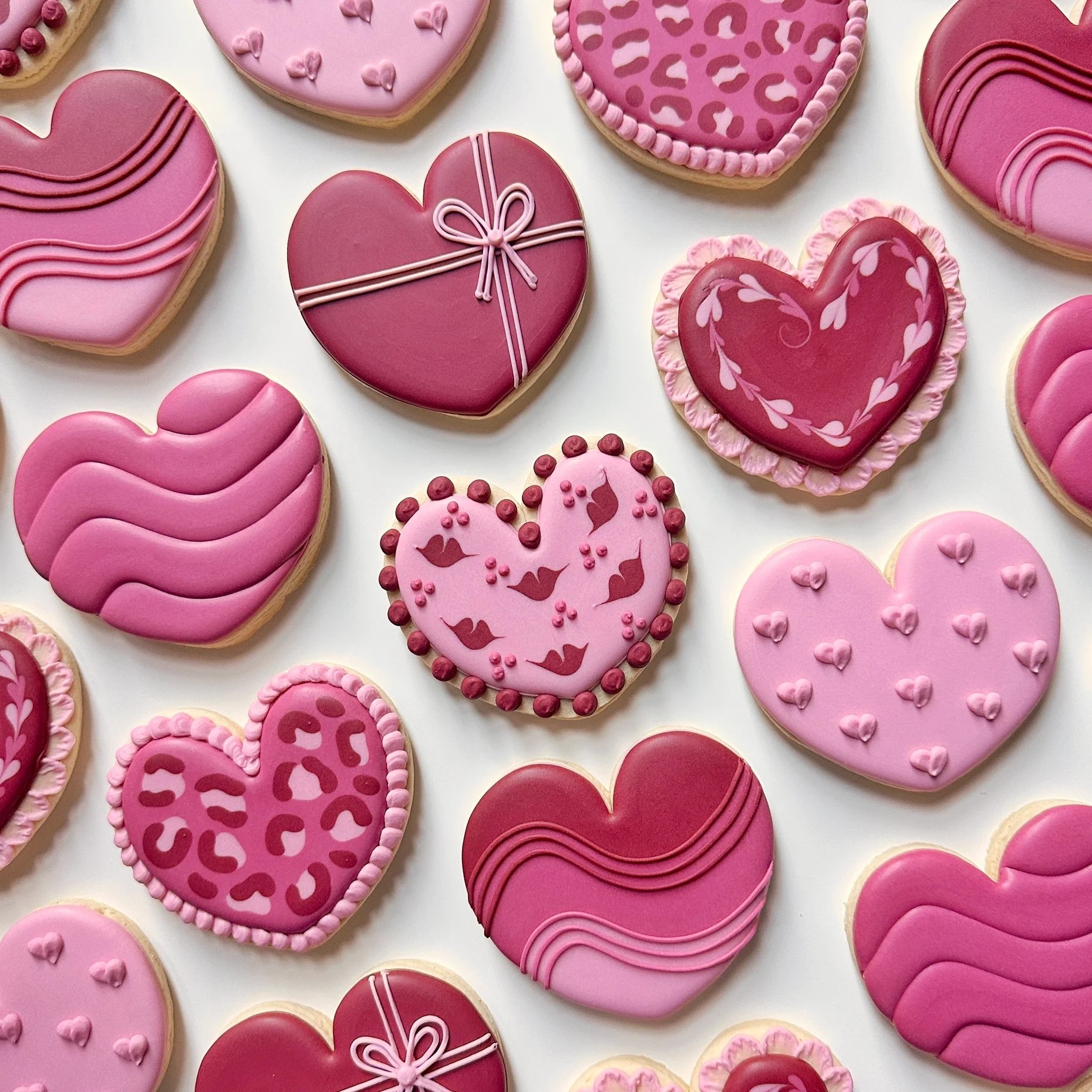 Vdaycookiehearts.jpeg