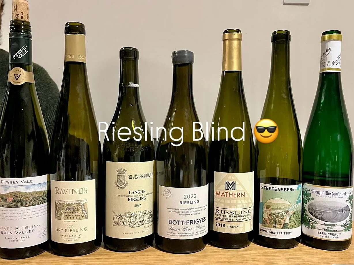 Interesting line up of Rieslings blind last night&hellip;Riesling is such a cracking grape variety, honest to its origin / dirt and climate it&rsquo;s grown in, showing many facets of styles&hellip;a true chameleon!

Eden - South Australia 
Finger La