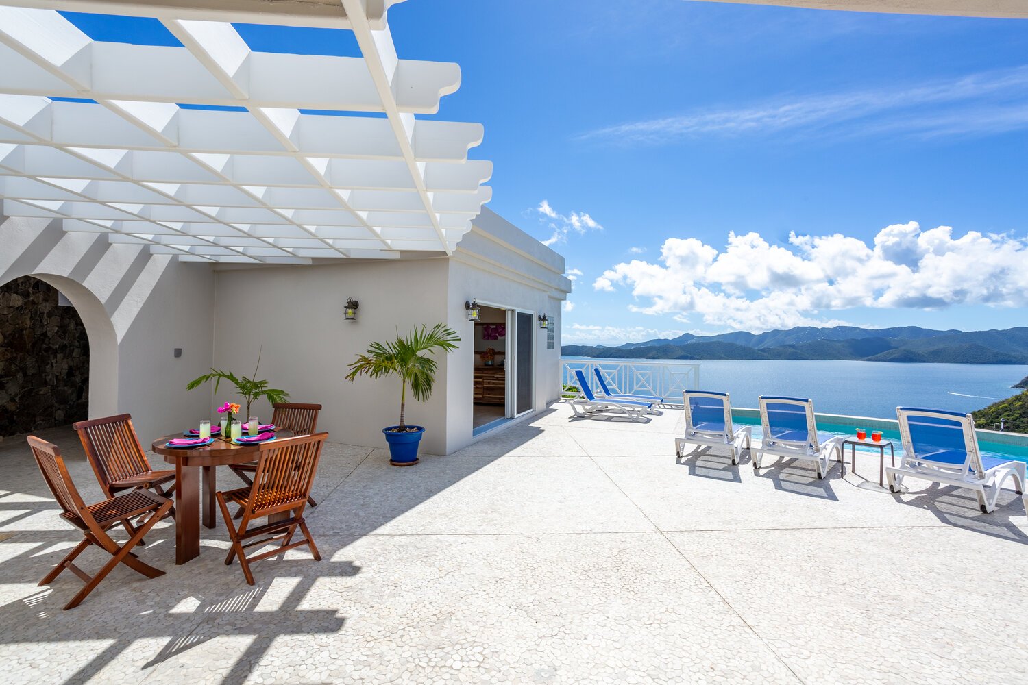 bvi18.jpg