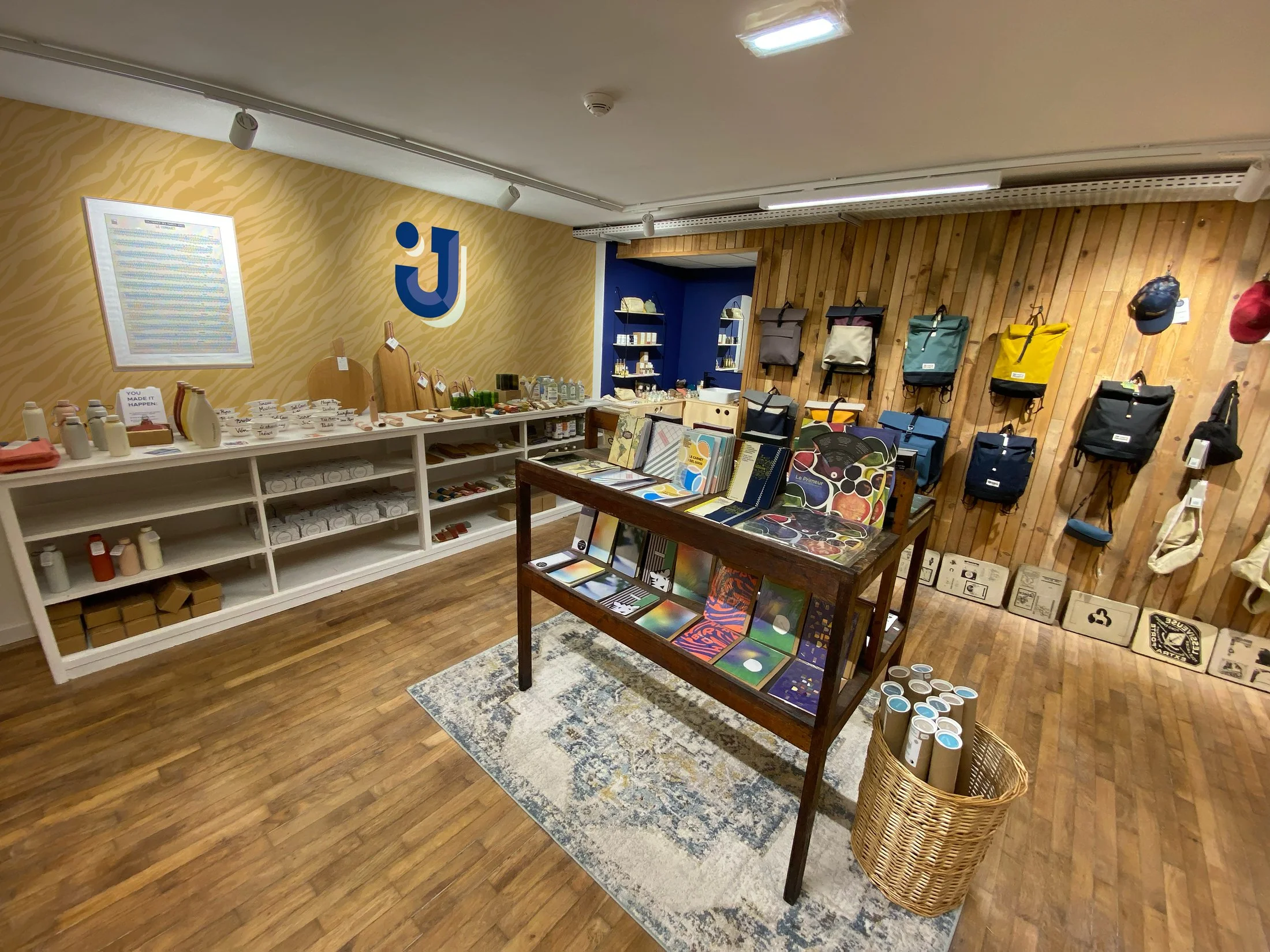 Juste le magasin Brest • graphisme logo • superpose
