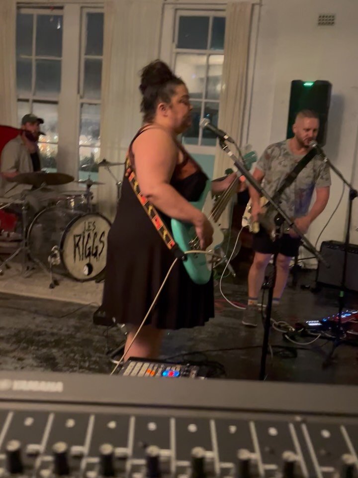 Magic Friday with @i.amjack and the crew 💫 catch them tonight playing @theloftbroadway