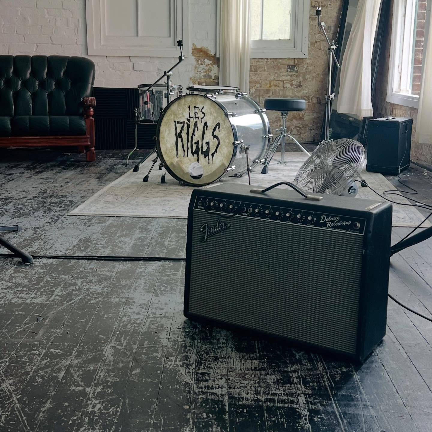 We&rsquo;ve got a nice new addition .. the @fender DELUXE reverb 
-
All backline included in room hire .. Keen to jam? 
-
Hit us up