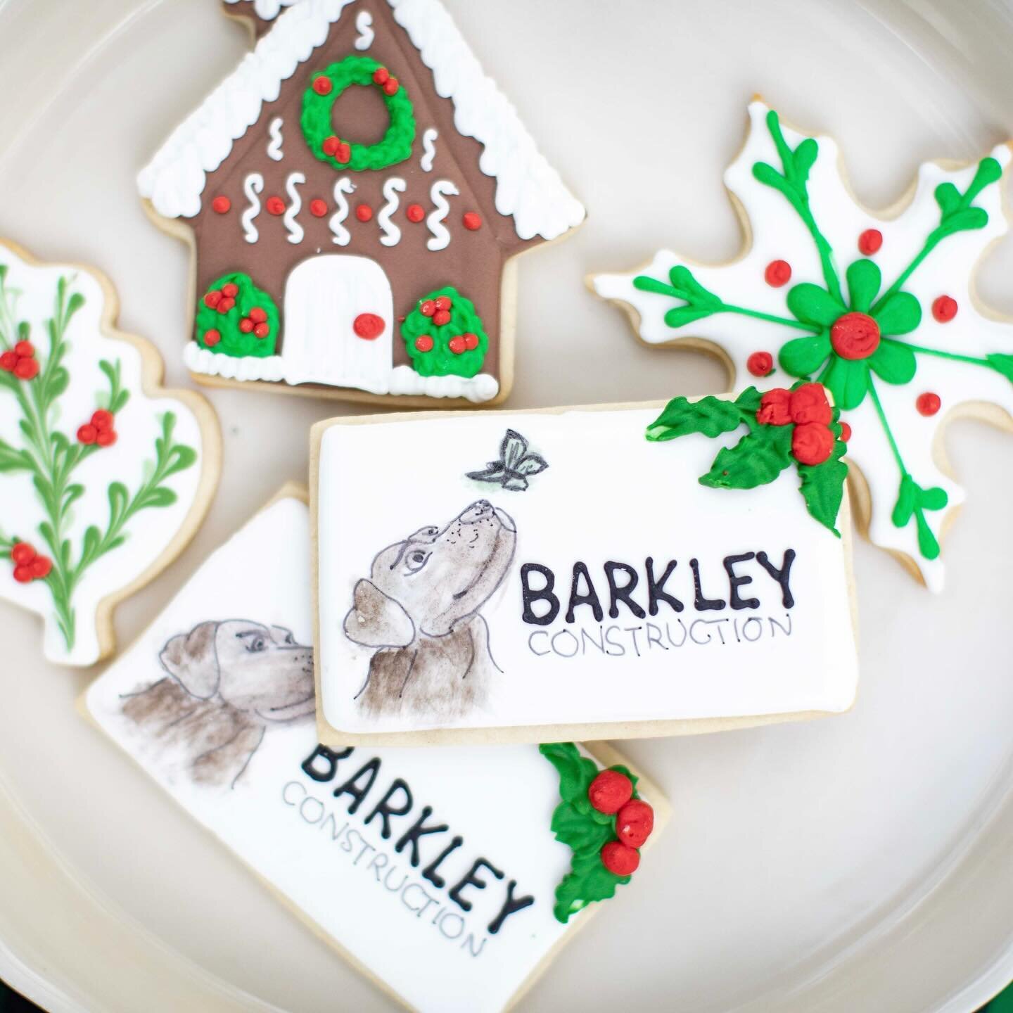 What a year it&rsquo;s been. 

Thanks to all that have made our success possible. From employees, to our amazing subs and of course our clients. 

Happy Holidays to you all!

#barkleyconstruction 

#renovations #renovation #construction #interiordesi