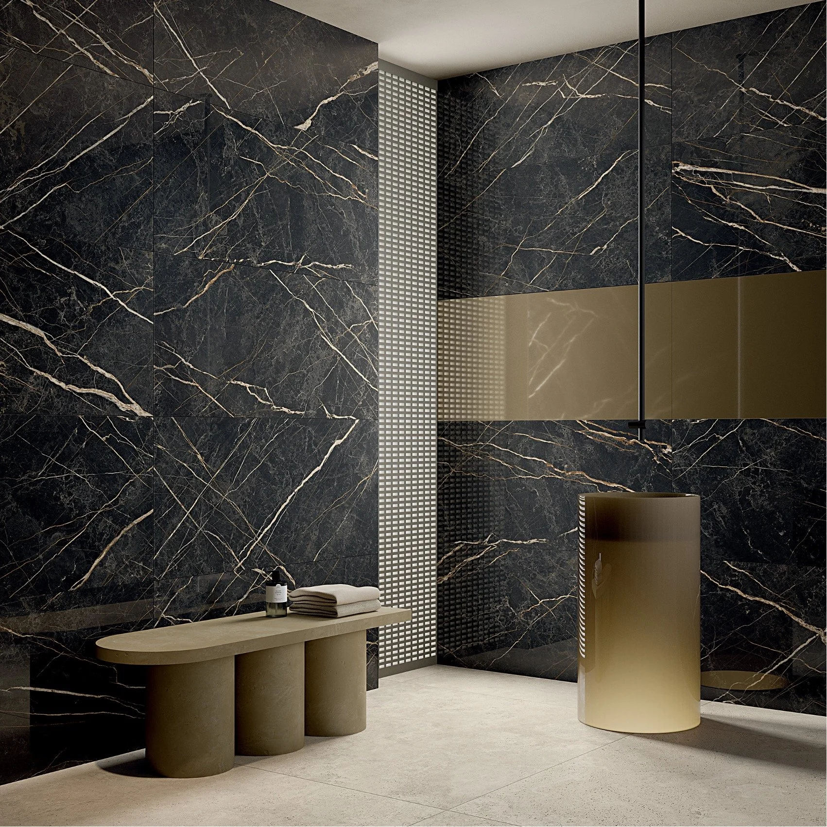 port laurent IF 8.jpg