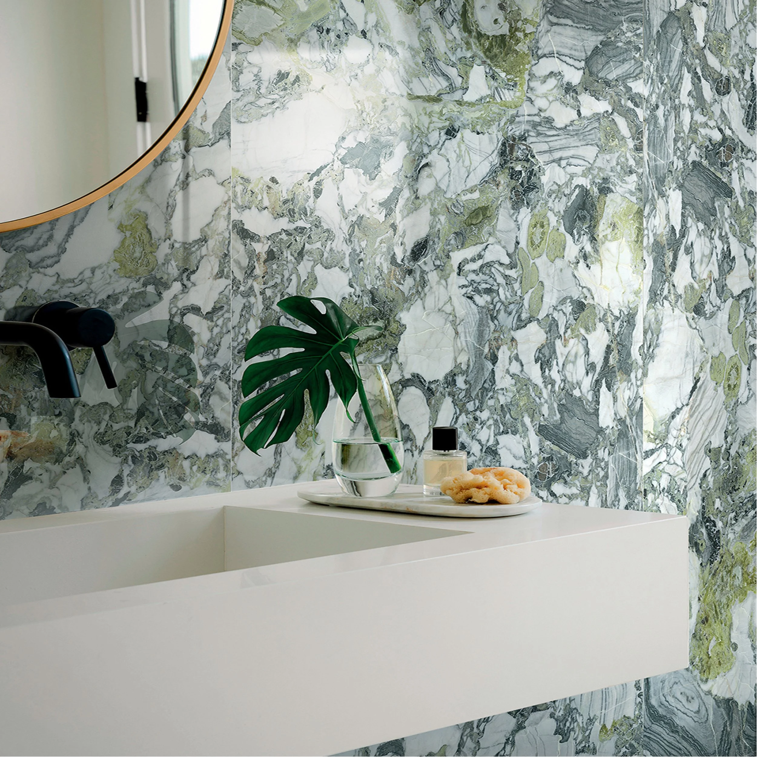 white beauty IF 1.jpg