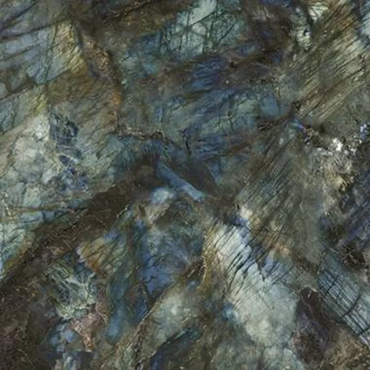 labradorite royale IF colour 1.jpg