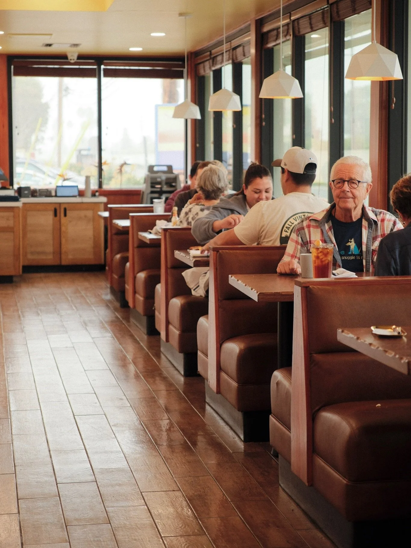 you + sunny side 💛☀️

stop by anytime, we have a warm cinnamon roll waiting for you! 

#diner #ocdiner #sealbeach #orangecounty