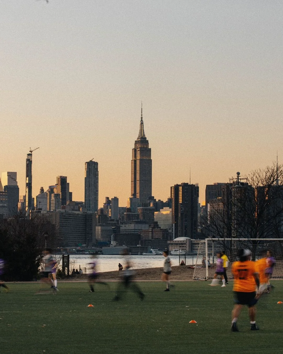 🌇 Footy with a View... Where soccer meets the skyline ⚽

To more &amp; more sunsets after 7pm ☀️