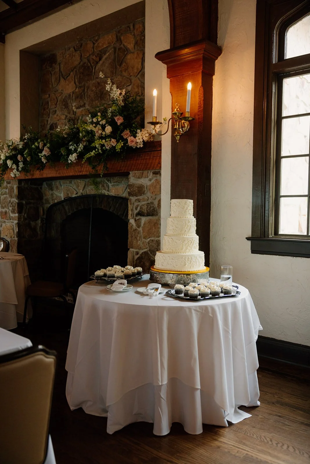 By Holland Creatives-Wedding-1300_websize.jpg