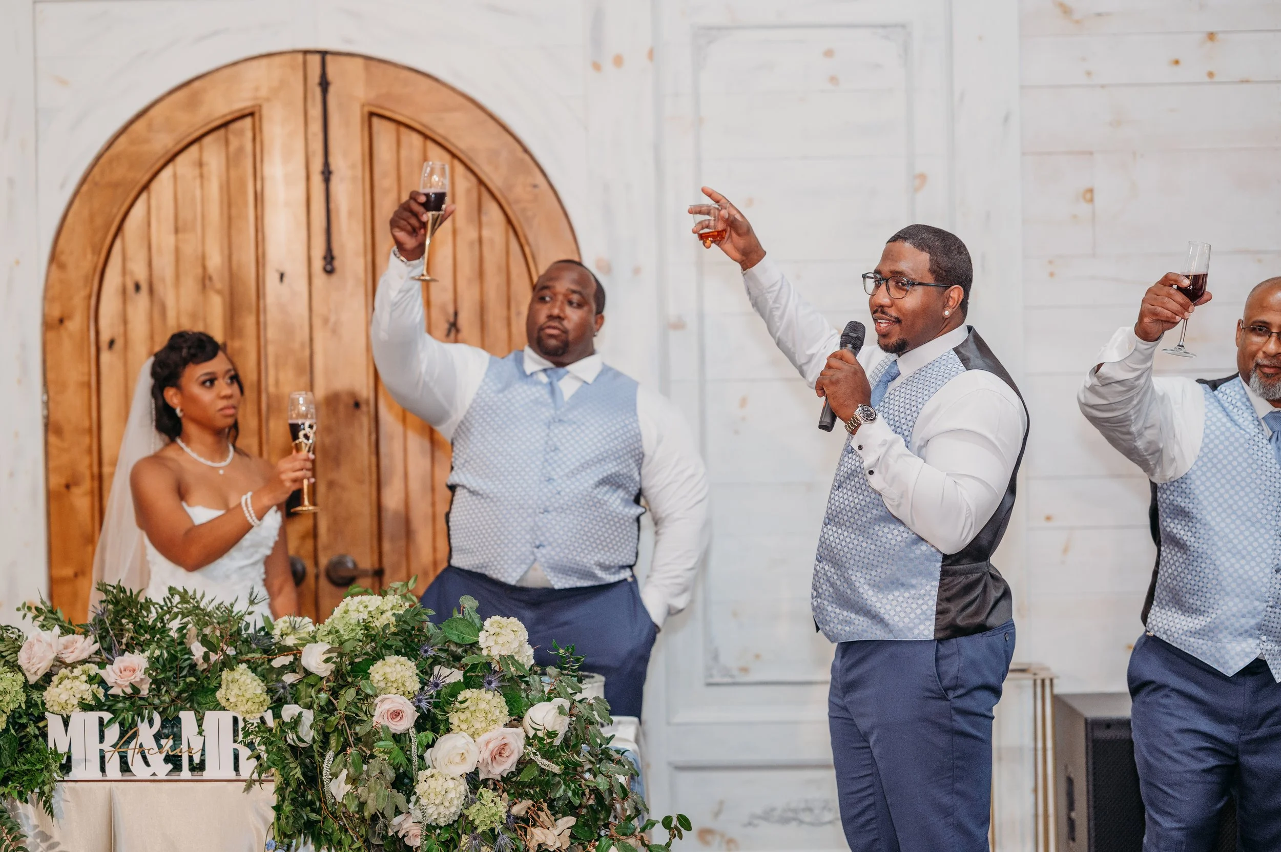 Chattanooga wedding florist blue white blush delphinium dahlia black bride summer florals garden style howe farms apple barn sweetheart table repurposed florals