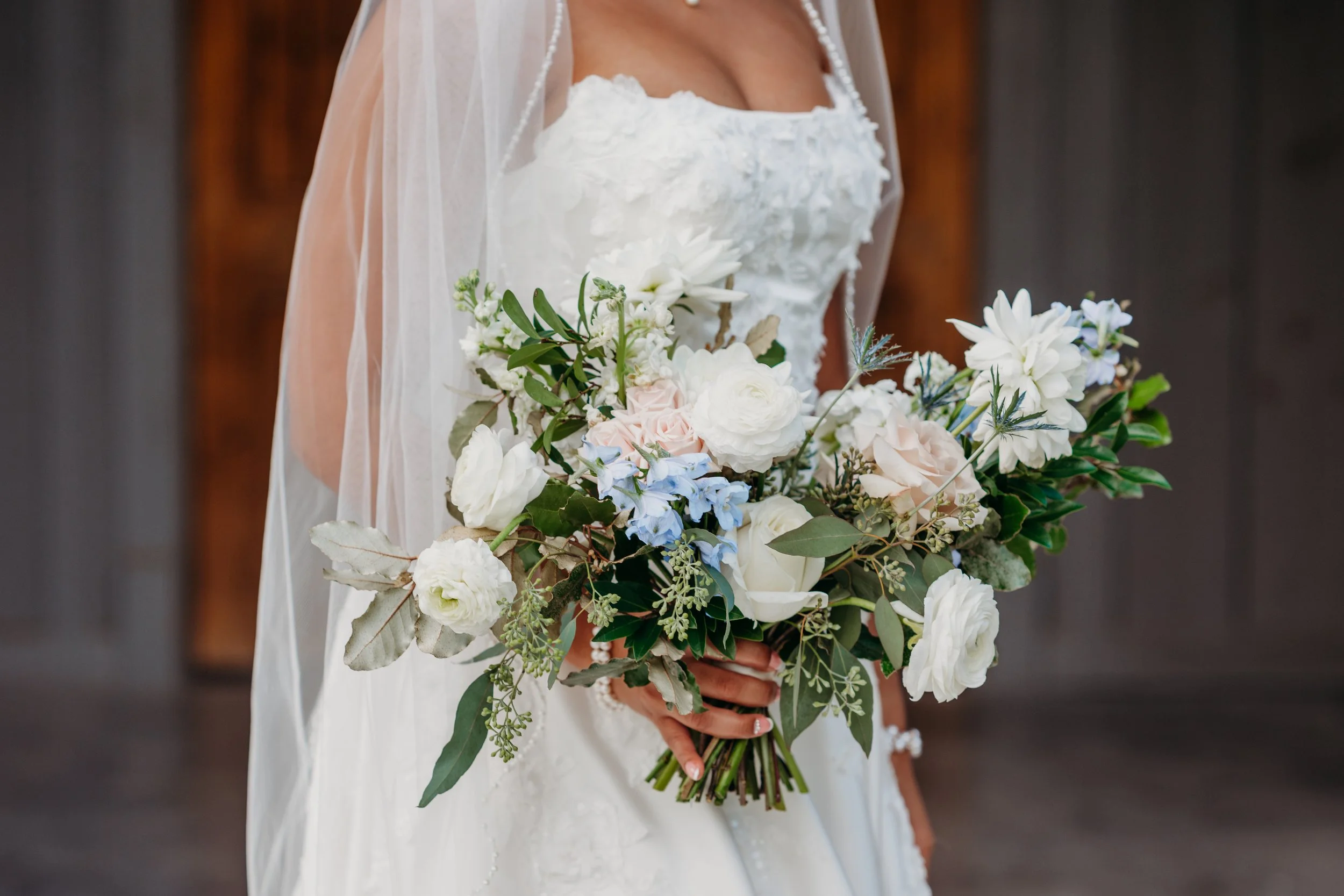 Chattanooga wedding florist blue white blush delphinium dahlia black bride summer florals garden style bridal bouquet