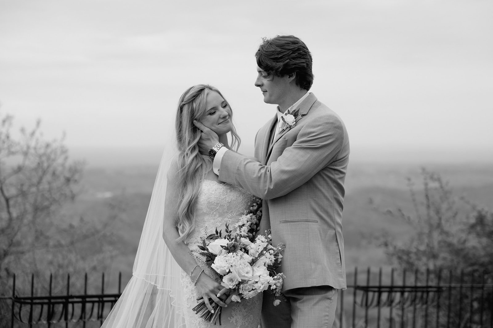 By Holland Creatives-Wedding-518_websize.jpg