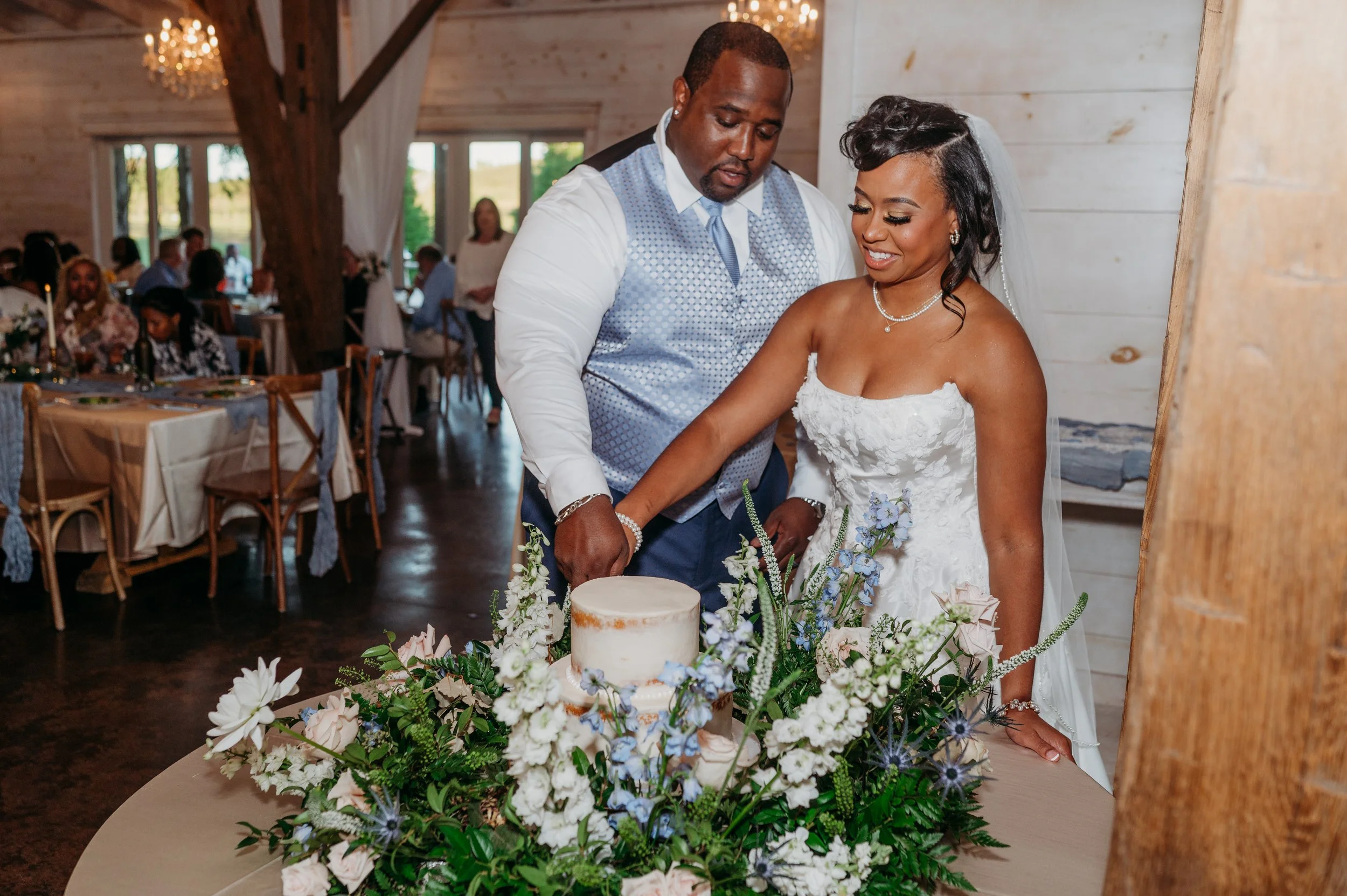 Chattanooga wedding florist blue white blush delphinium dahlia black bride summer florals garden style howe farms apple barn cake meadow