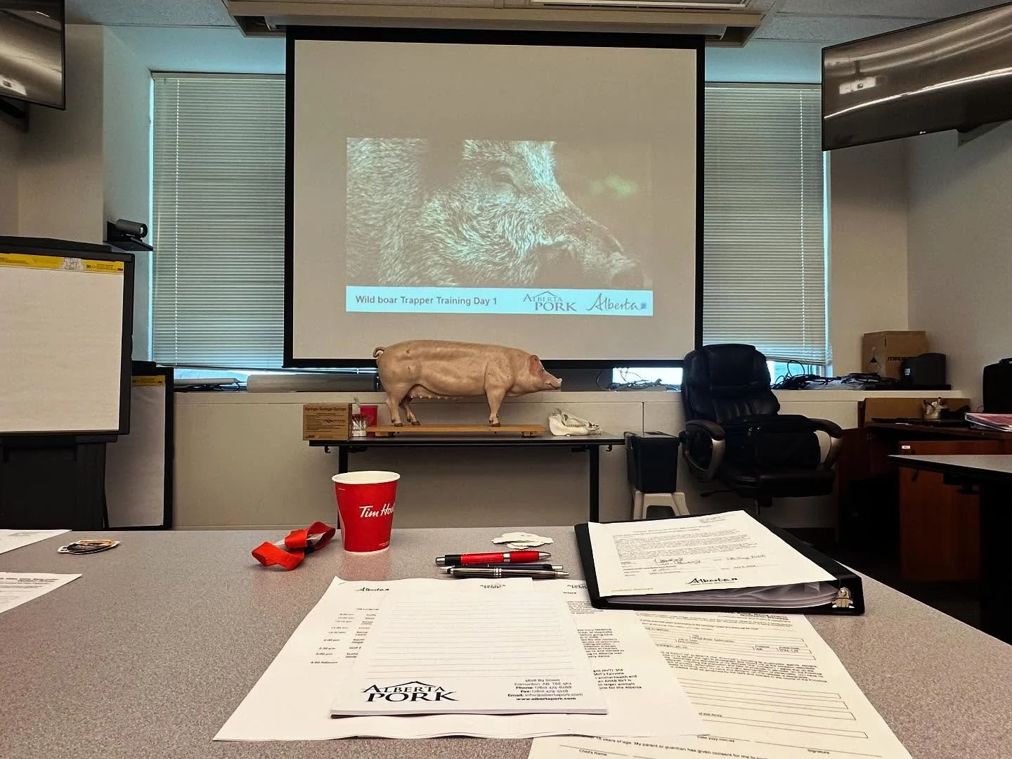 Regardless of experience and expertise, dedicating time for education, collaboration and partnerships is a necessity to a successful projects.
Protecting Alberta&rsquo;s landscape, and agricultural sectors requires specialized training to enhance res