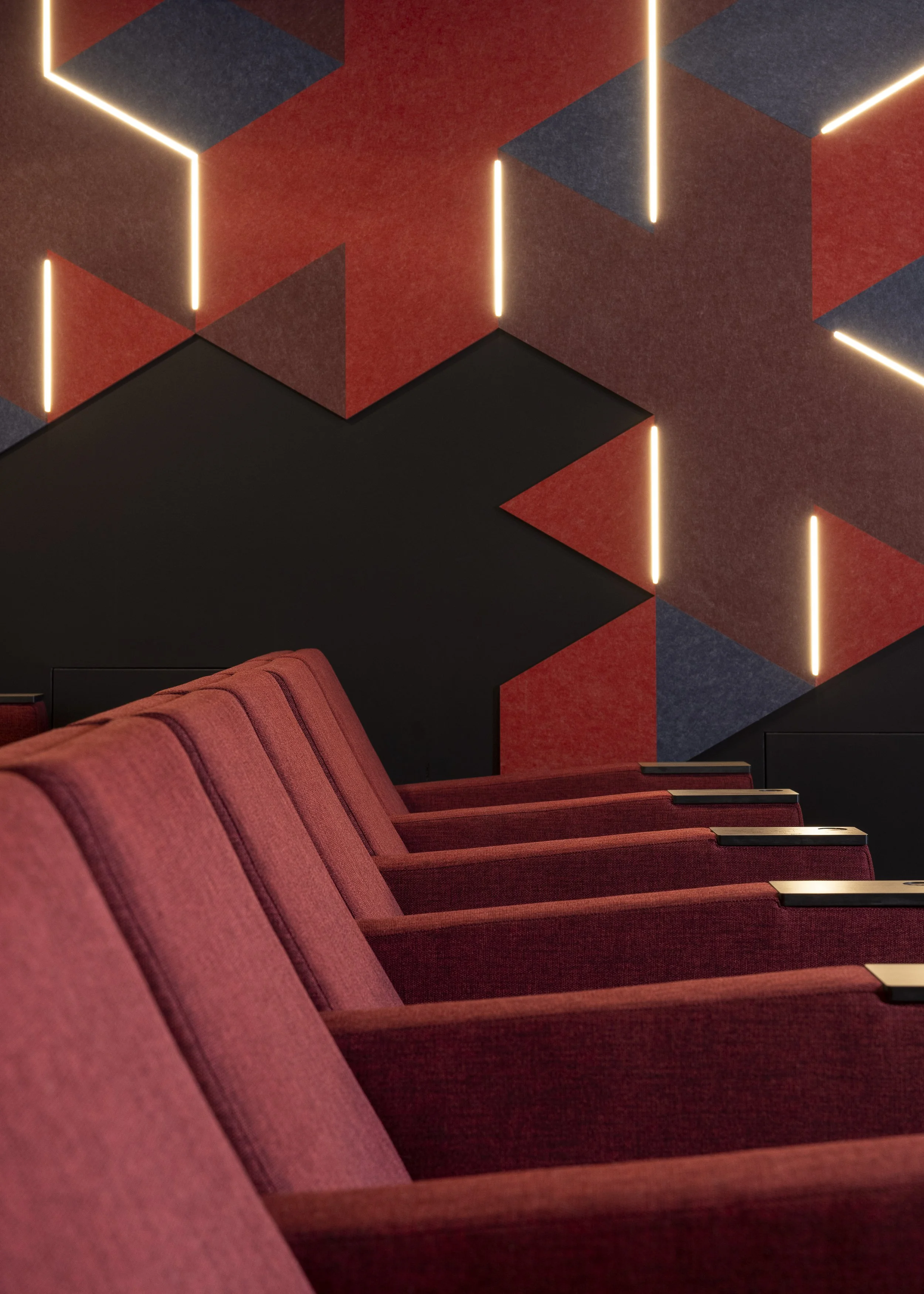 Randwick Ritz 9-9762.jpg