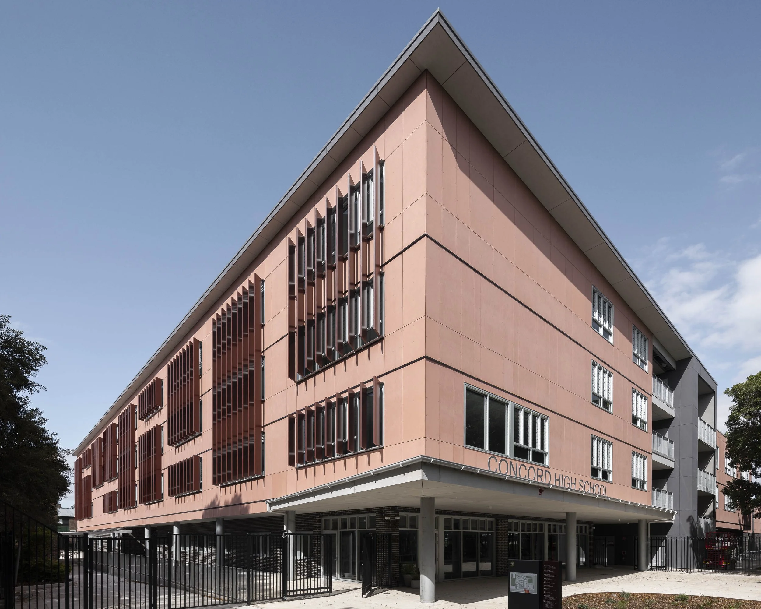 Concord HS-7715.jpg